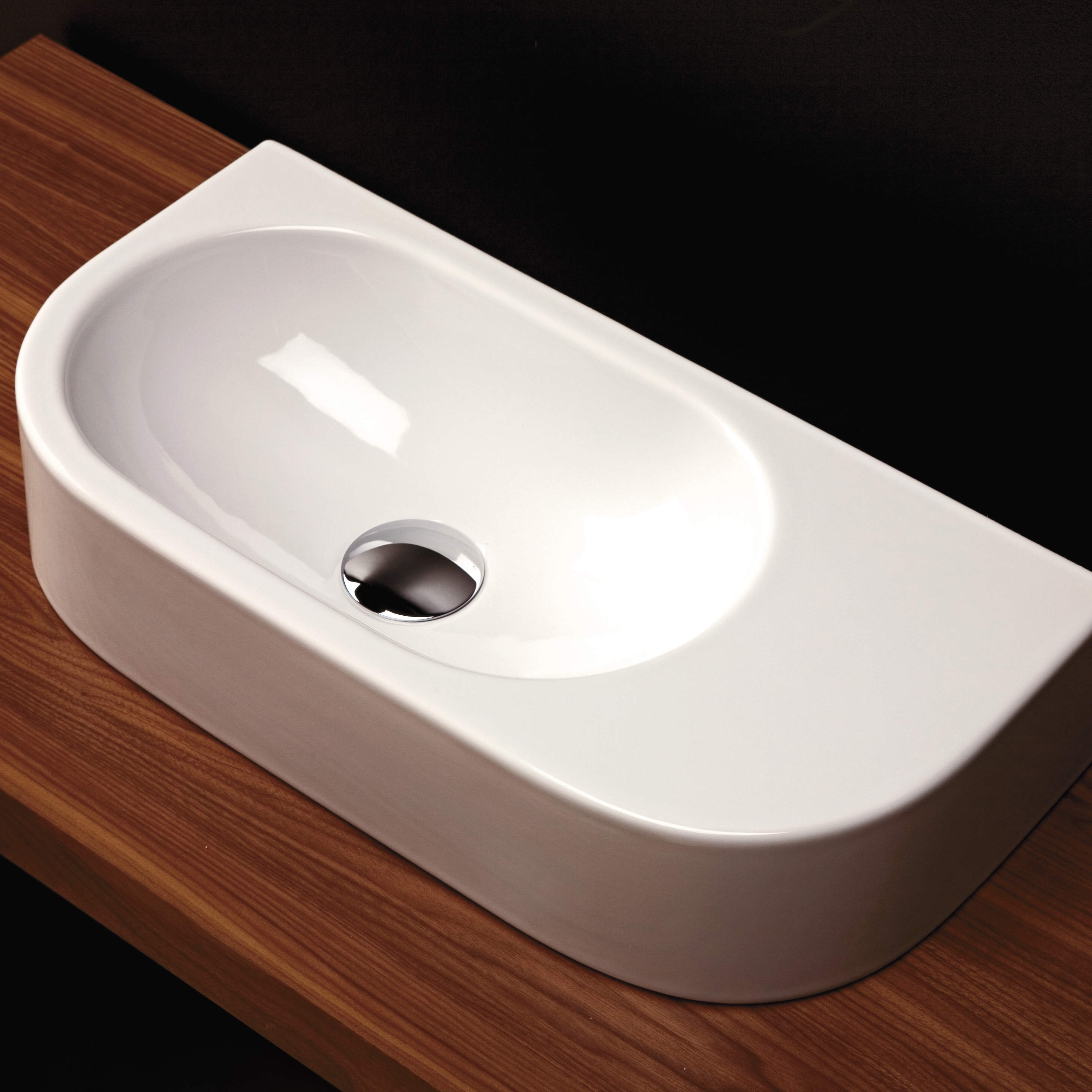 Mostra il prodotto Tre Lavatory 2972 del produttore Lacava