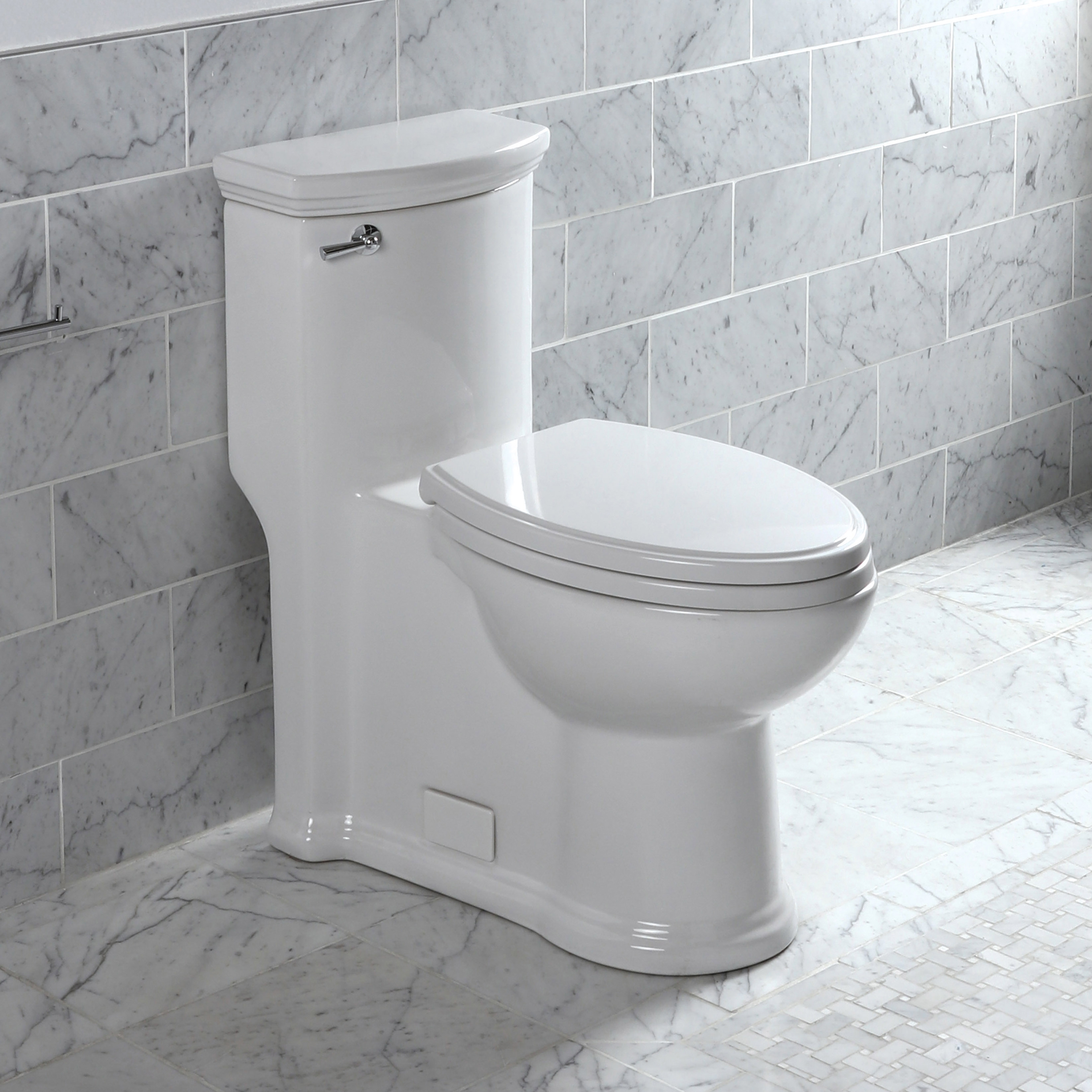 Mostra il prodotto Lirico Toilet H258 del produttore Lacava