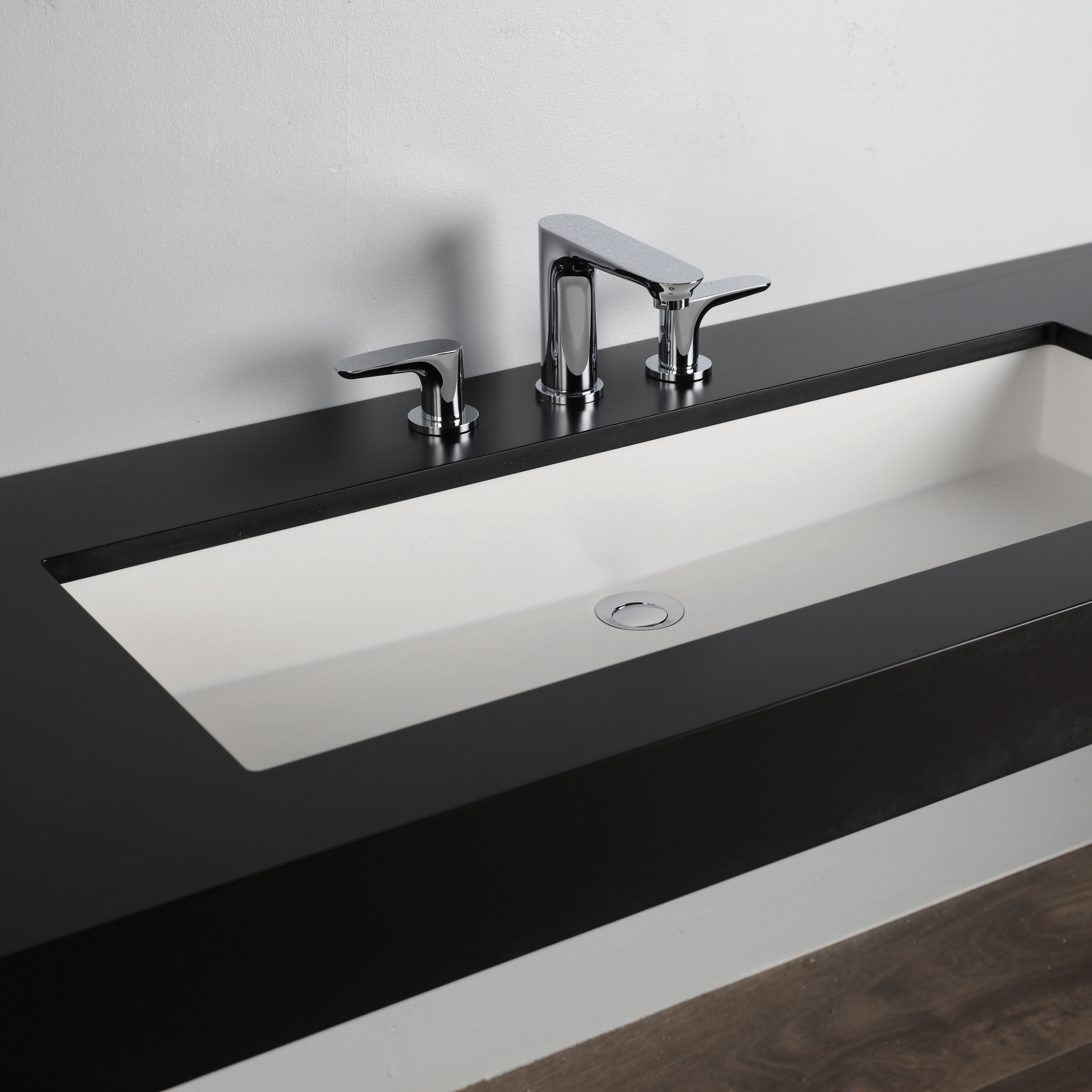 Mostra il prodotto Kubista Undercounter Lavatory H263UN del produttore Lacava