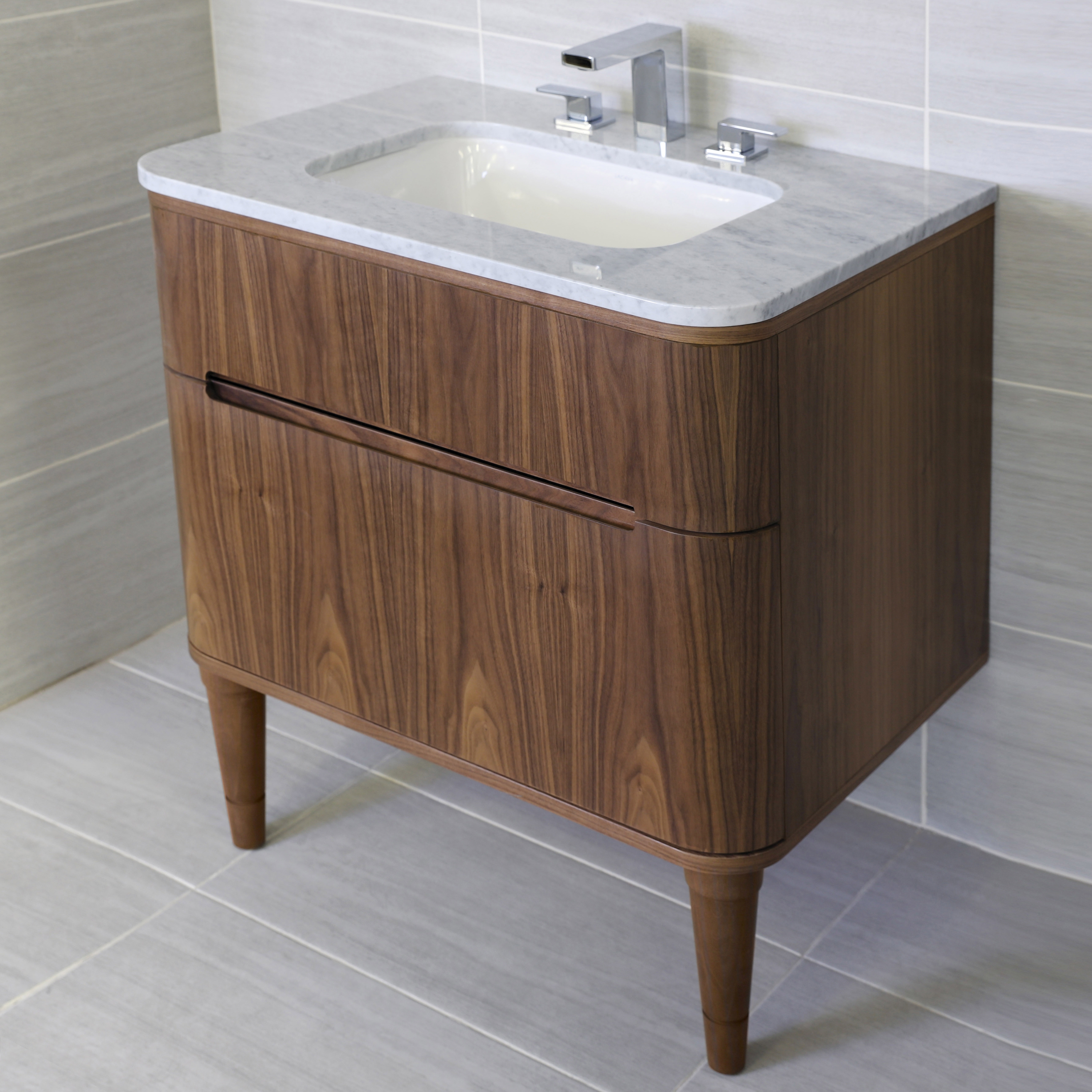Mostra il prodotto Eleganza Undercounter Vanity H272 del produttore Lacava