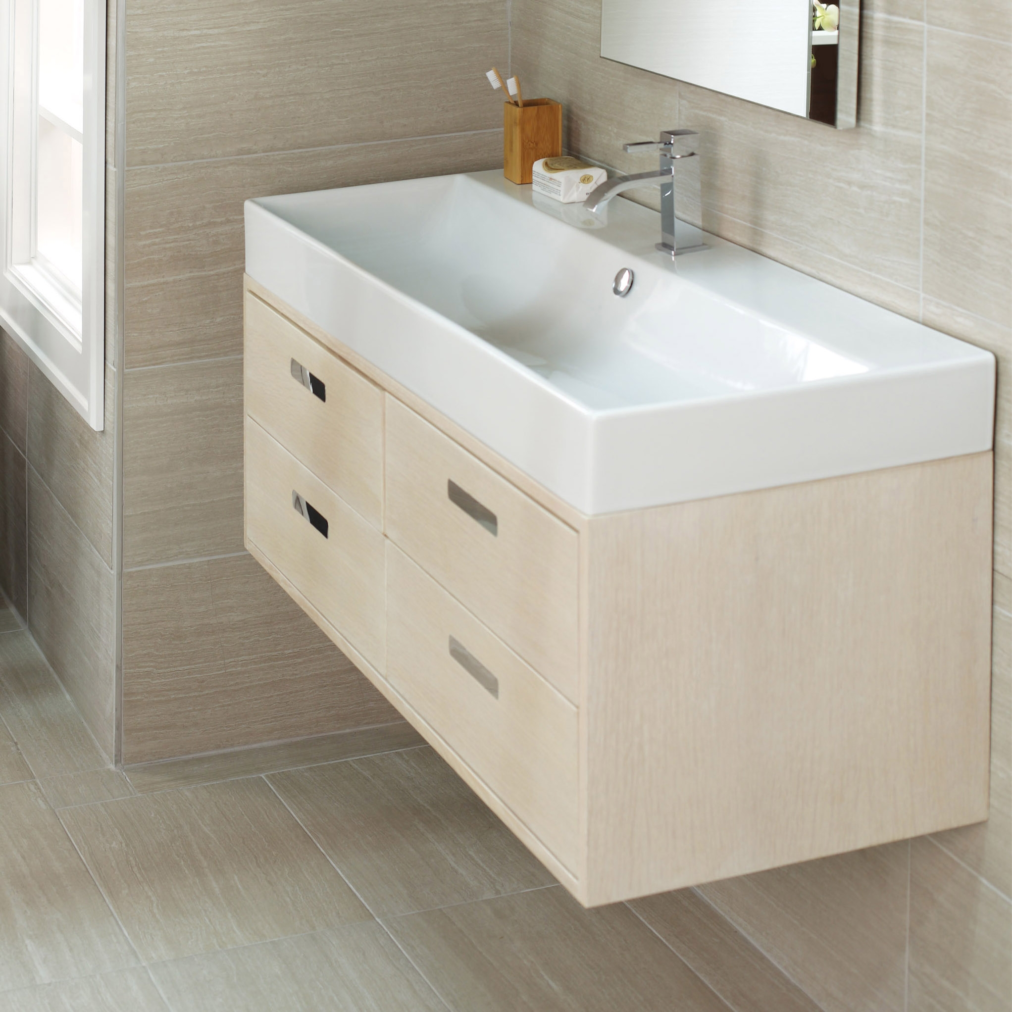 Mostra il prodotto Aquasei Undercounter Vanity 5235A del produttore Lacava