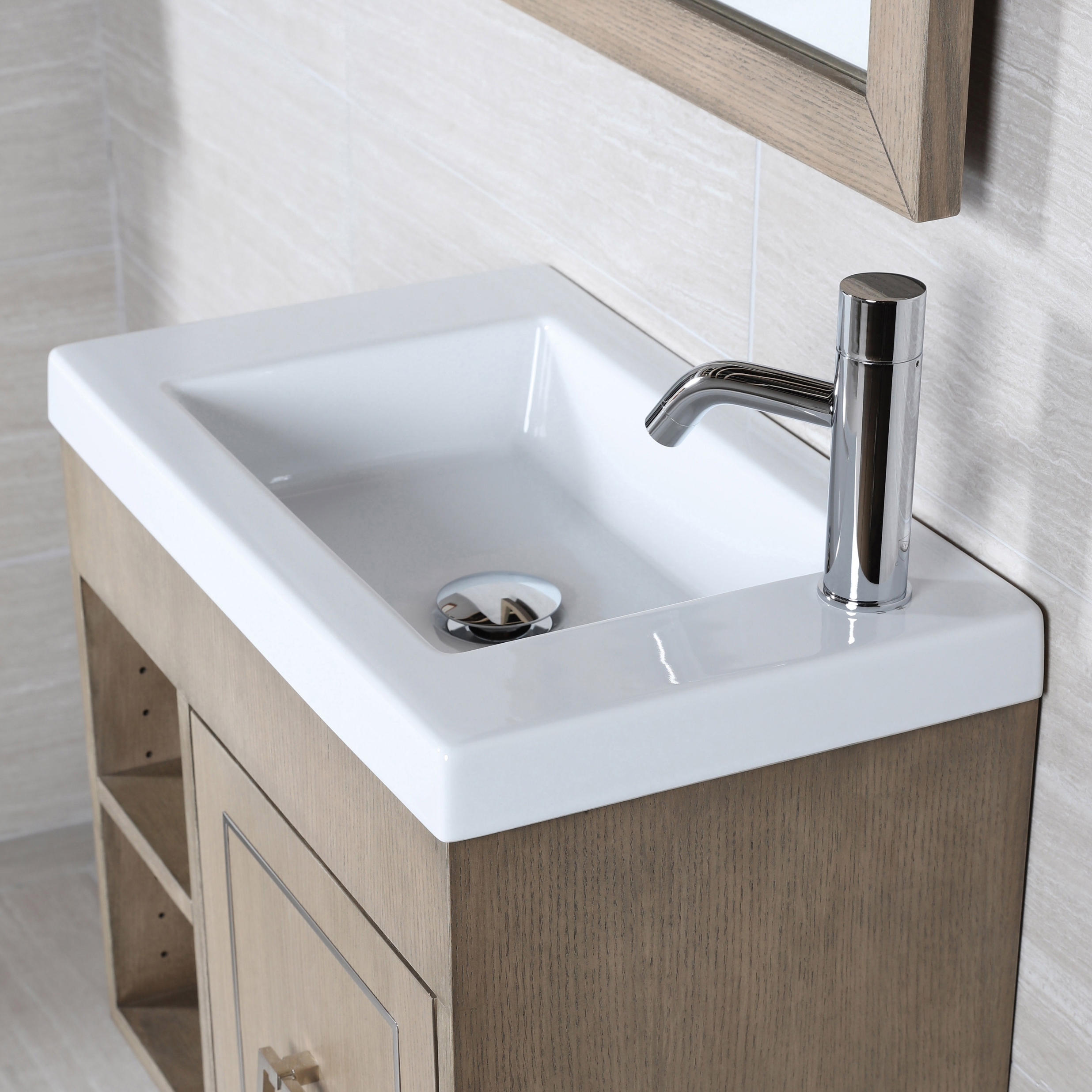 Mostra il prodotto Dimini Vanity Top Lavatory 5272 del produttore Lacava