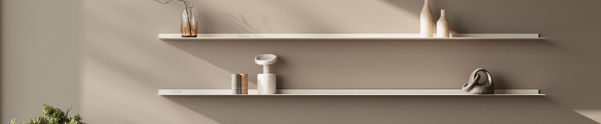 Discover the world of manufacturer Strackk