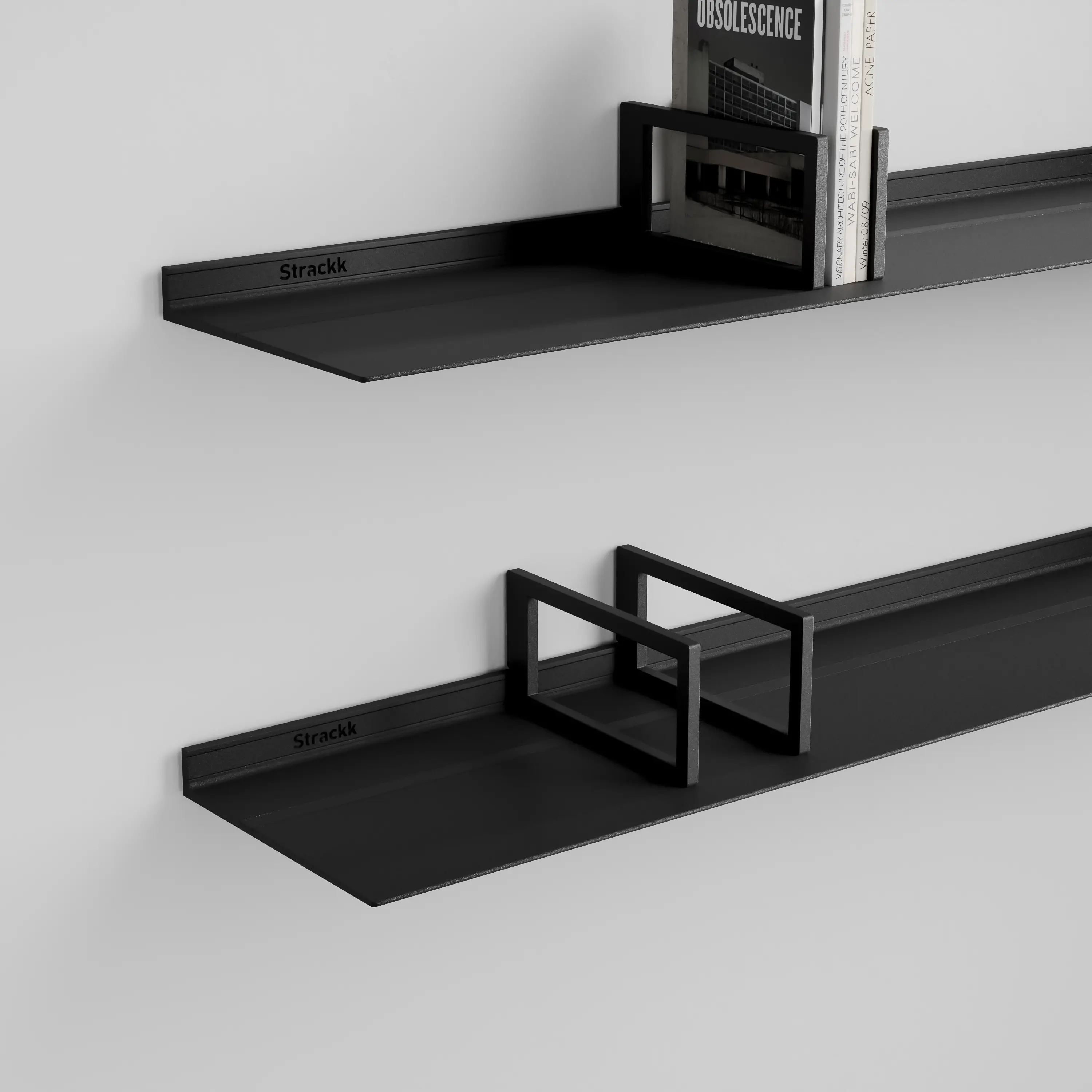 Strackk - Bookend for 22cm deep shelf | Black RAL9005