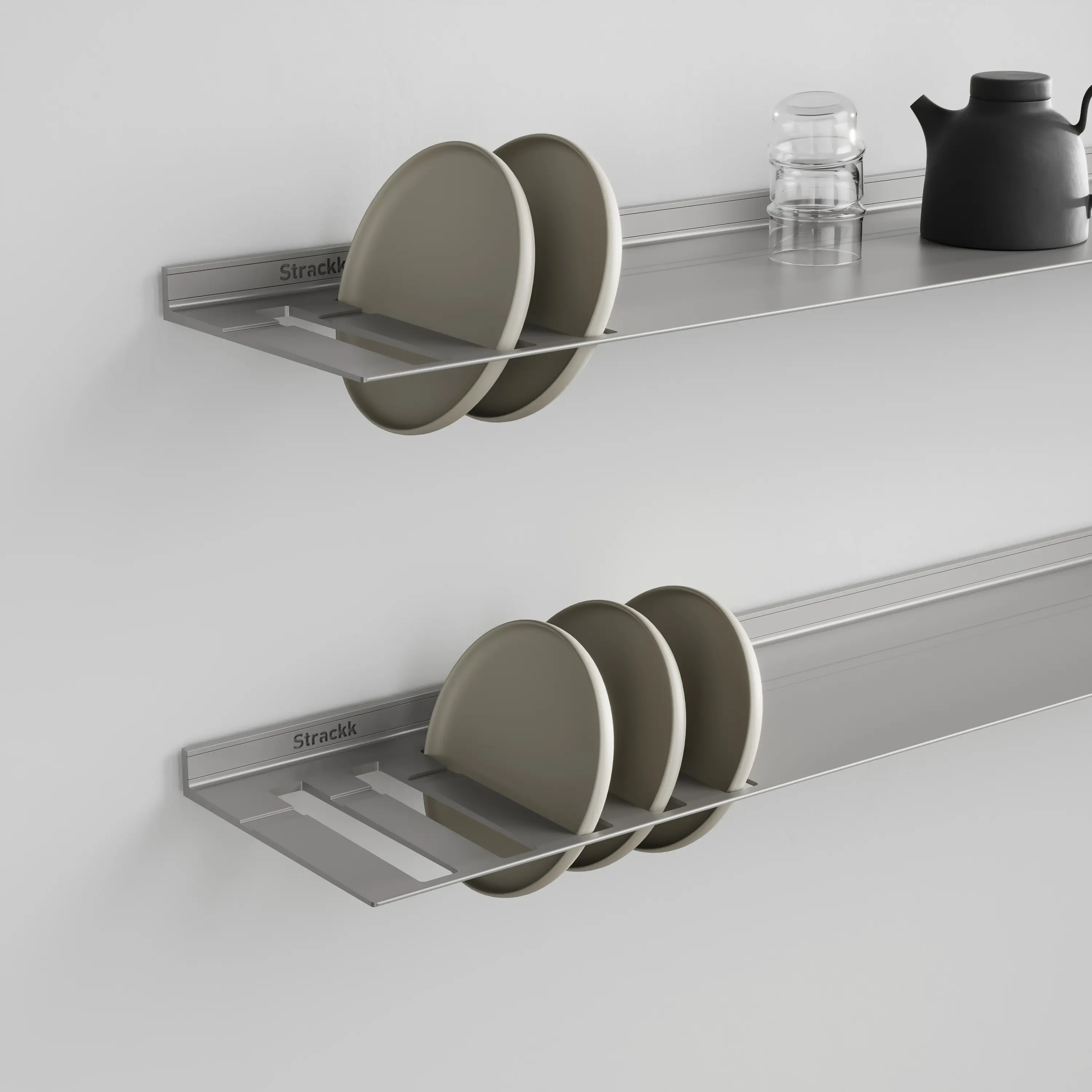 Strackk - Wall shelf with plates rack | Aluminium