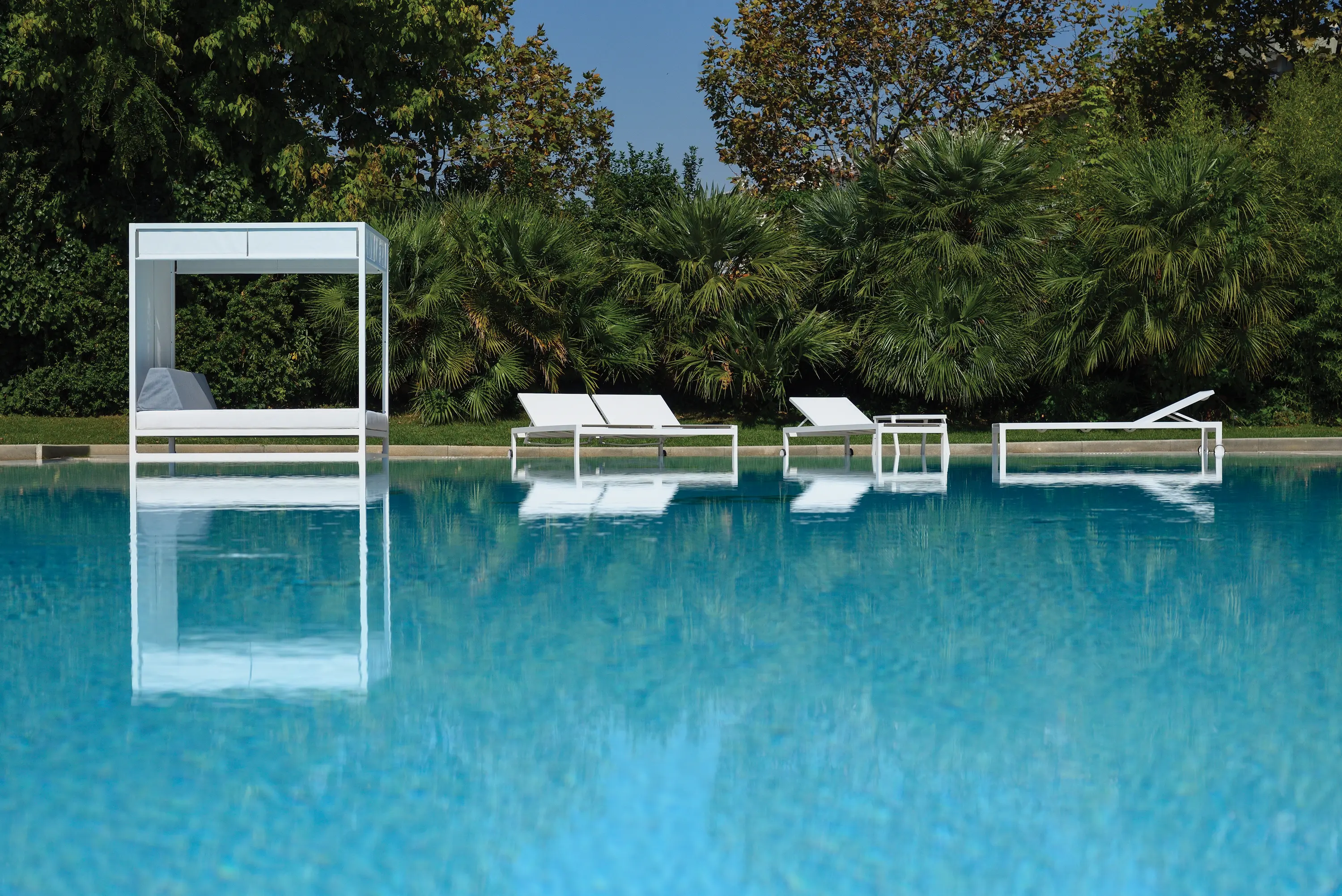 10DEKA - Milos Sunshade