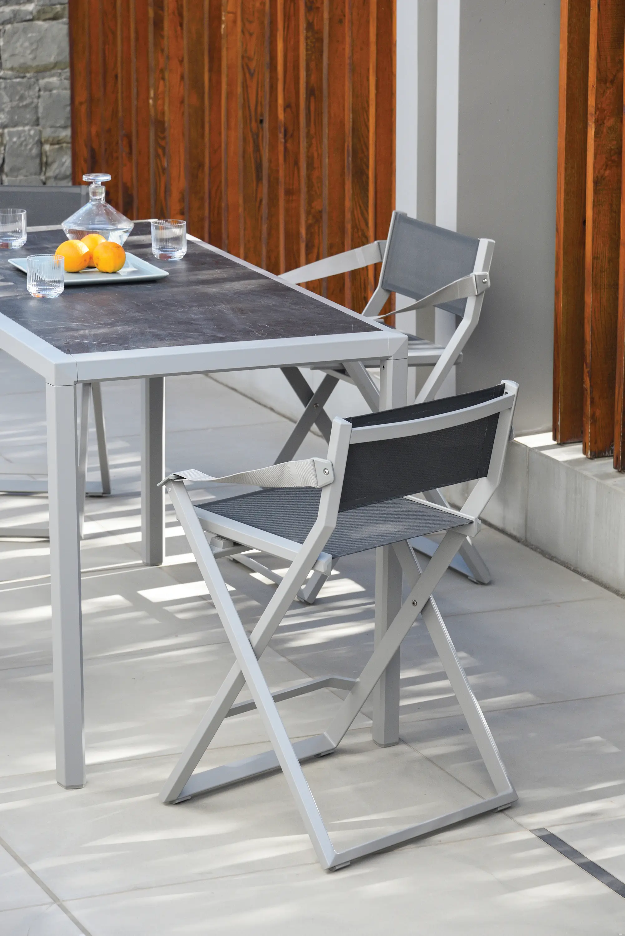 10DEKA - Victus Dining Table