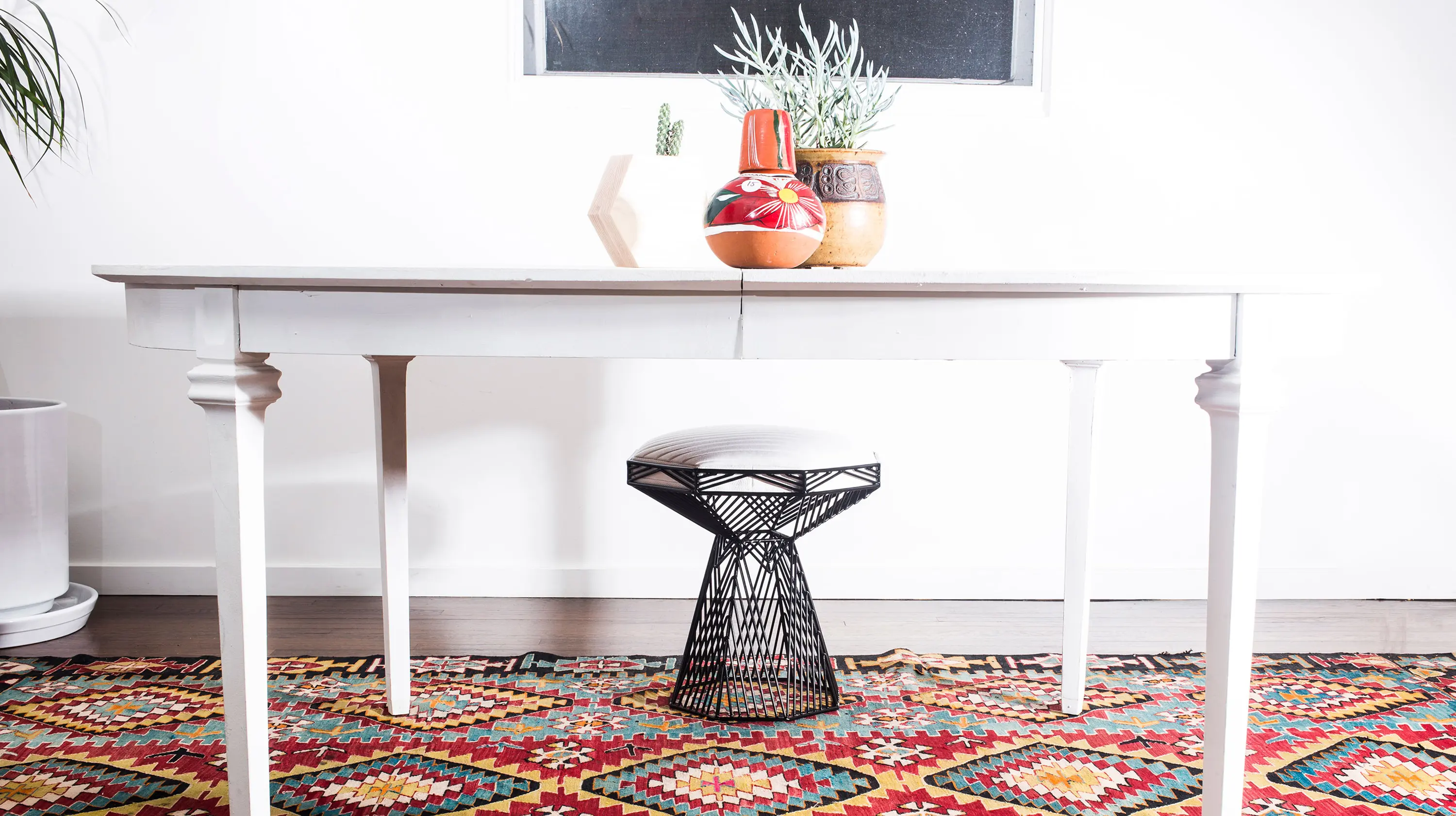 Bend Goods - Switch Table / Stool