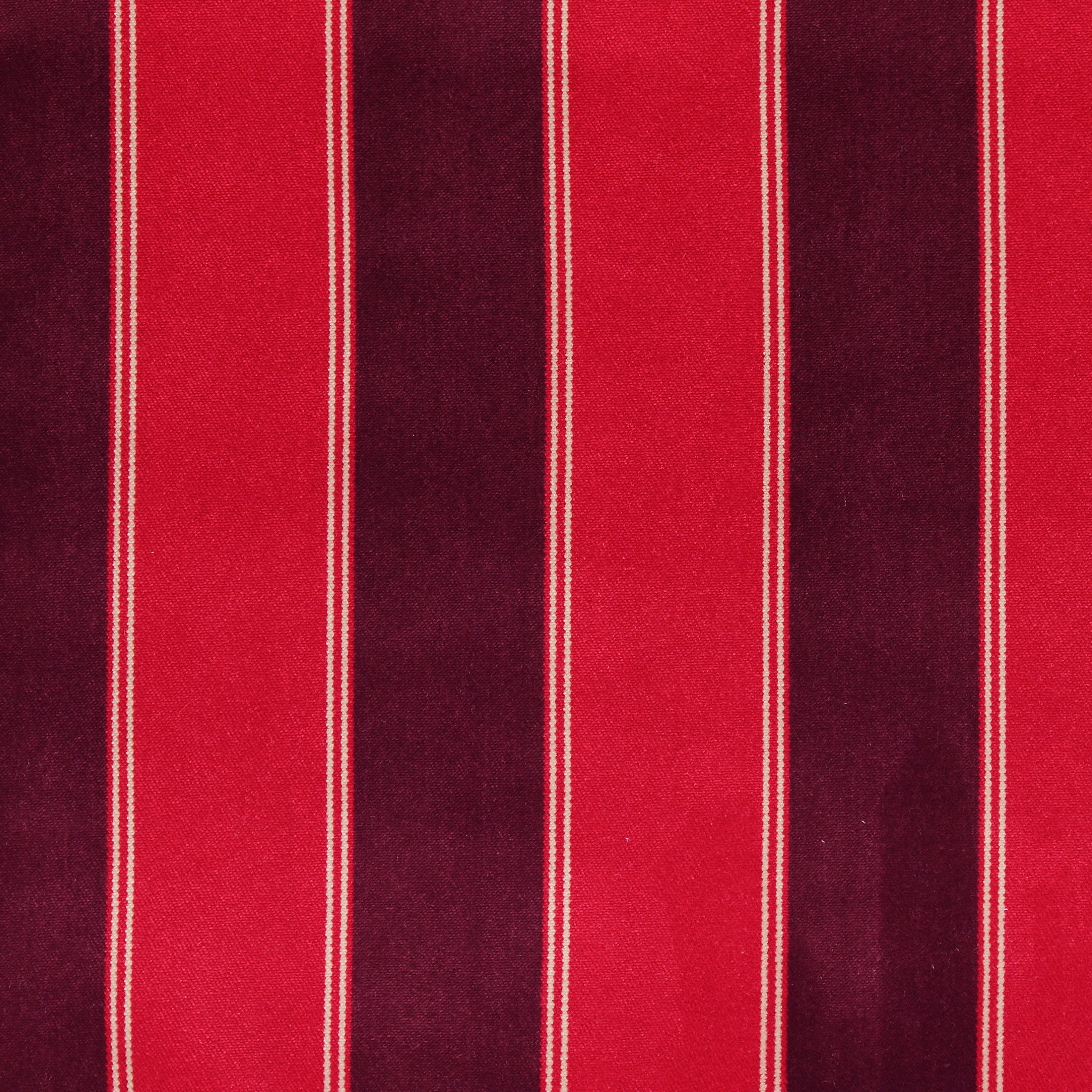 Mostrar el producto Sagrus 28 del fabricante Keymer