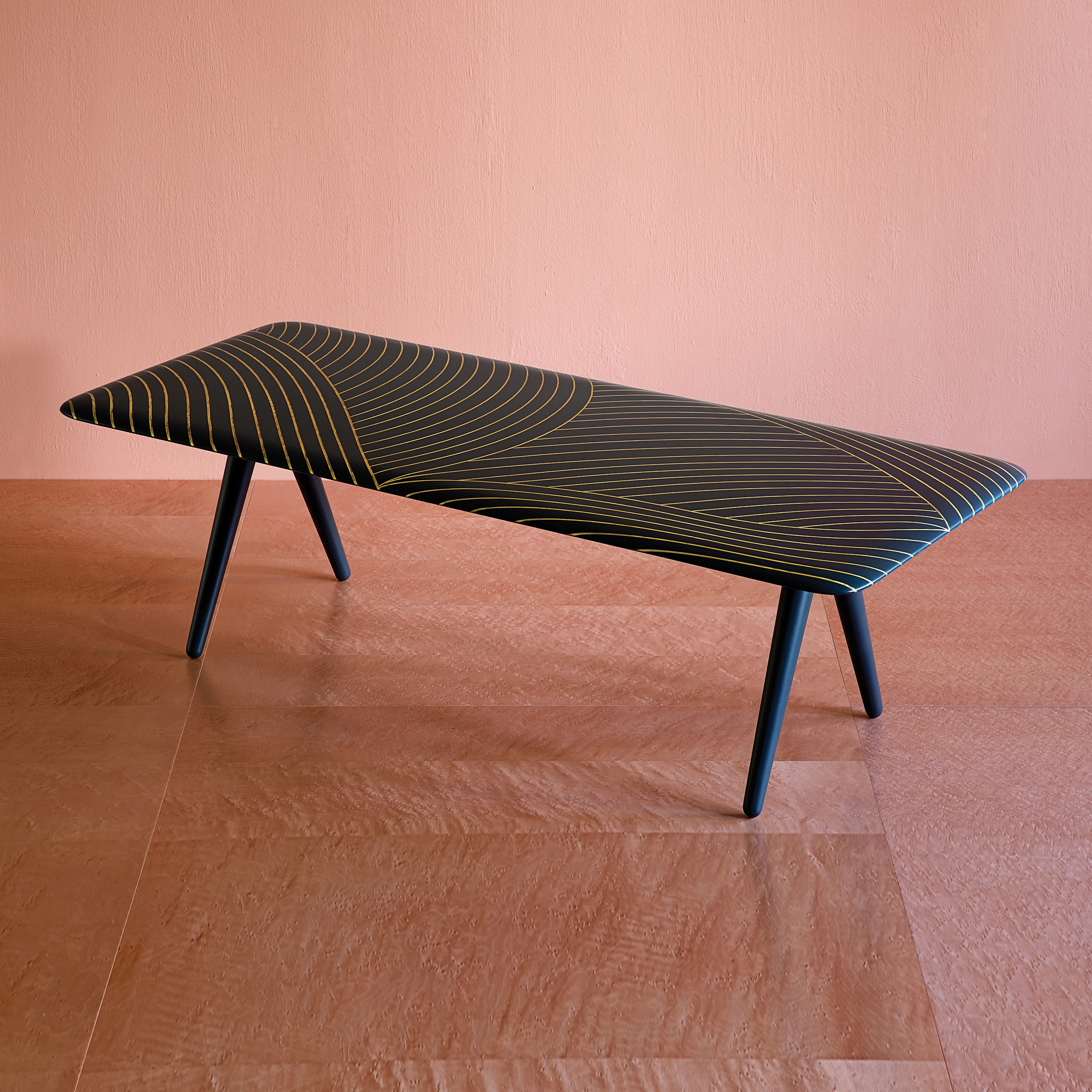 Produkt Shamsian dhow coffee table des Herstellers Bethan Gray anzeigen