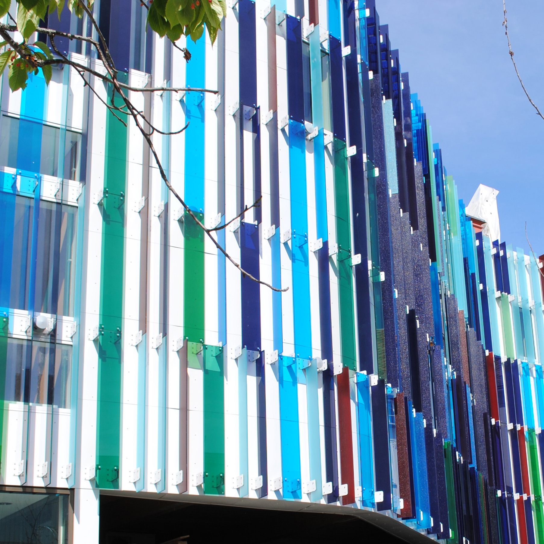 Display product Vanceva | Glass Facades/Curtain Walls from manufacturer Vanceva