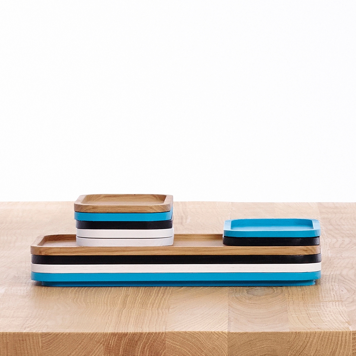 Display product July Tray from manufacturer Cruso
