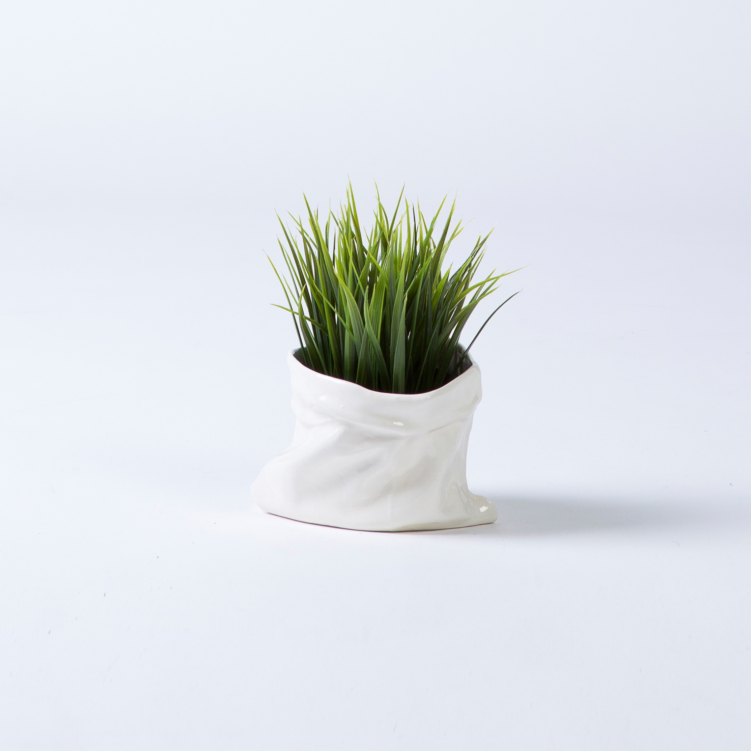 Display product Ceramic Planter from manufacturer Thislexik
