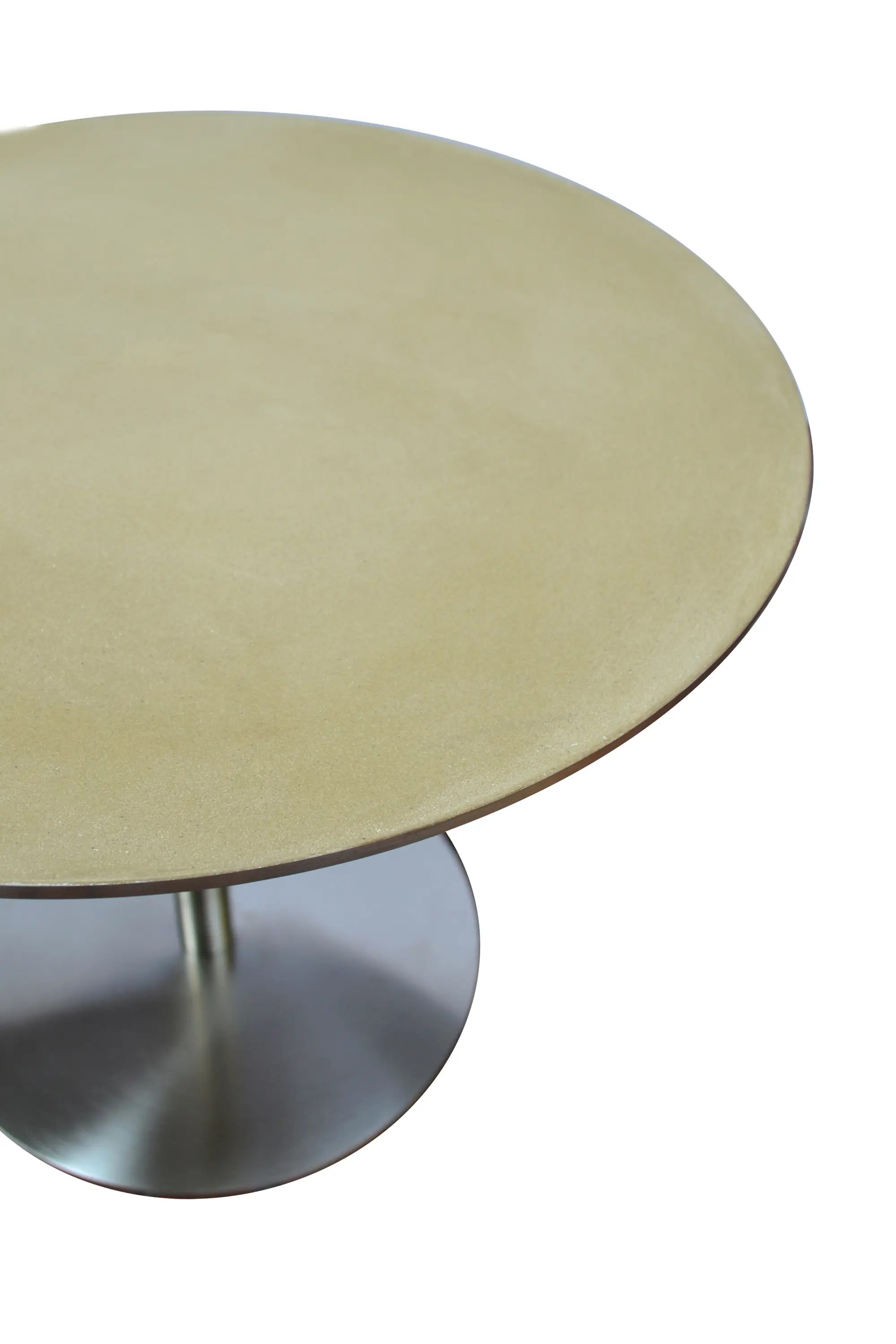 mg12 - Ester table