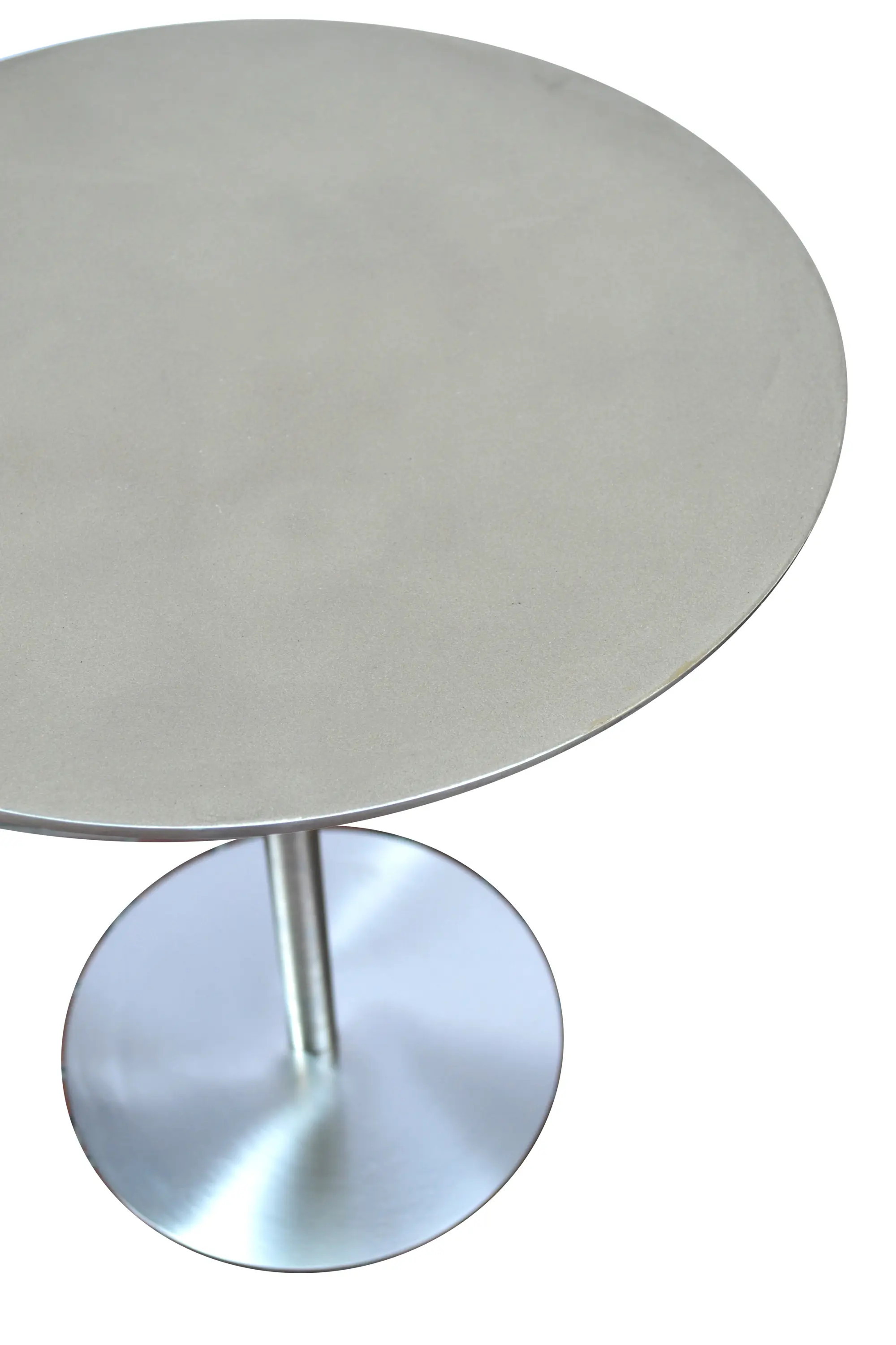 mg12 - Ester table
