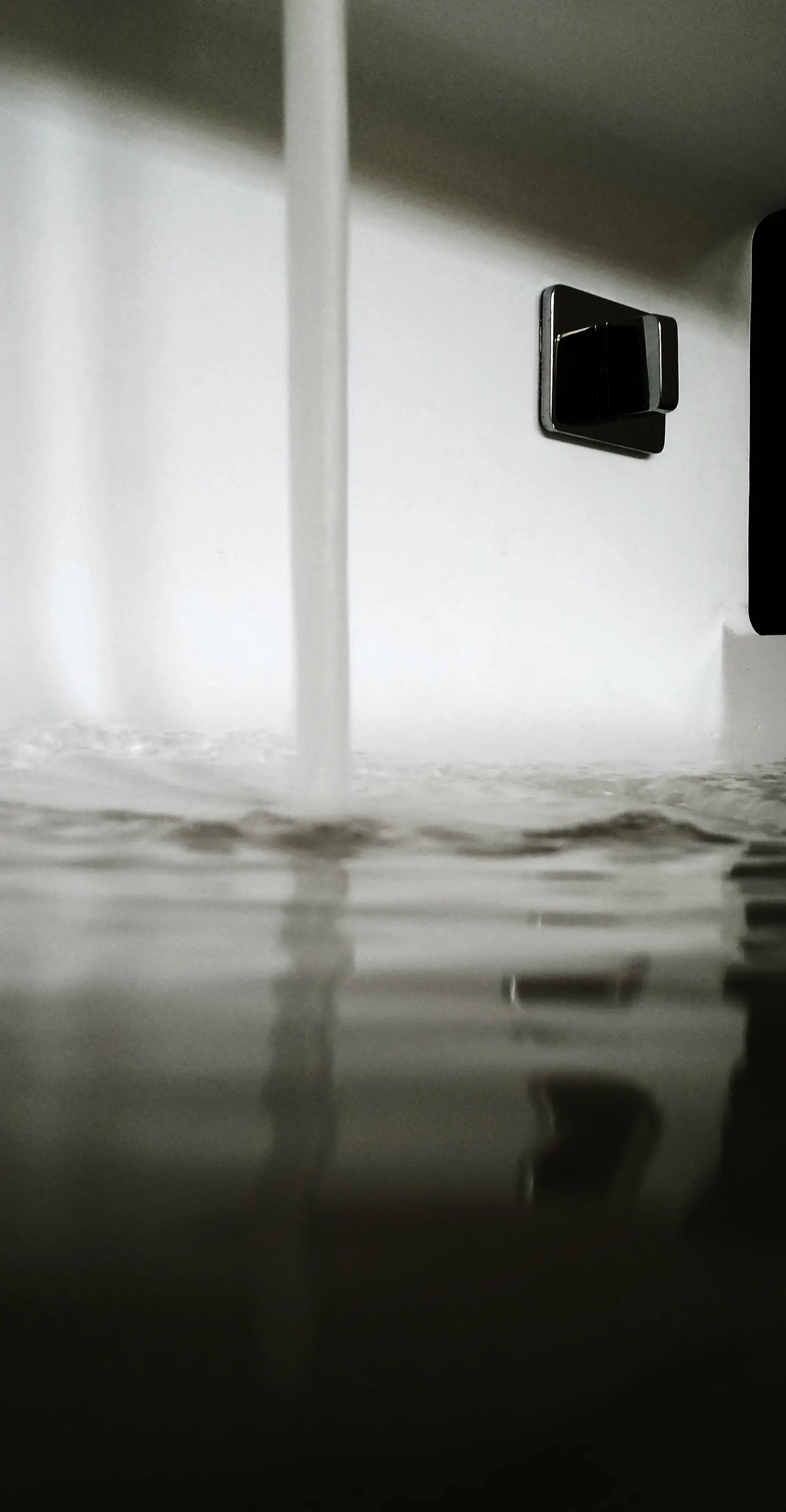 mg12 - JP Washbasin solid surface