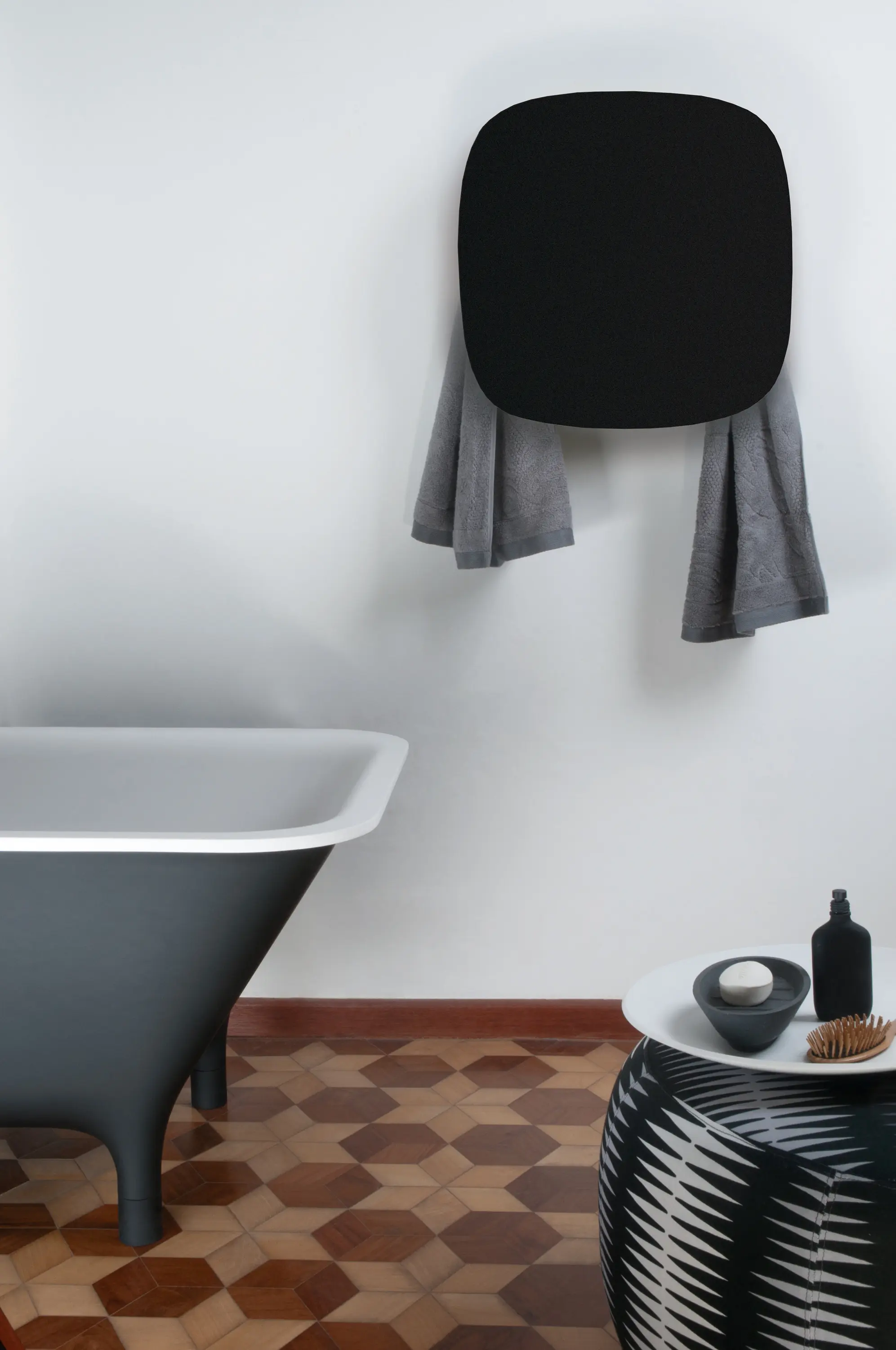 mg12 - Geometrici towel warmer square