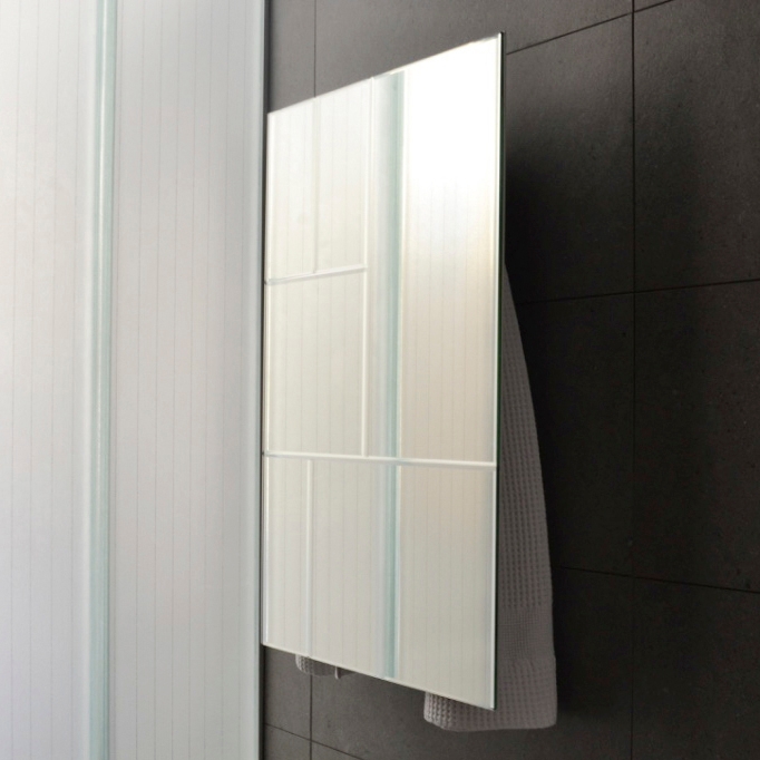 Display product Geometrici towel warmer rectangle mirror design 2 from manufacturer mg12