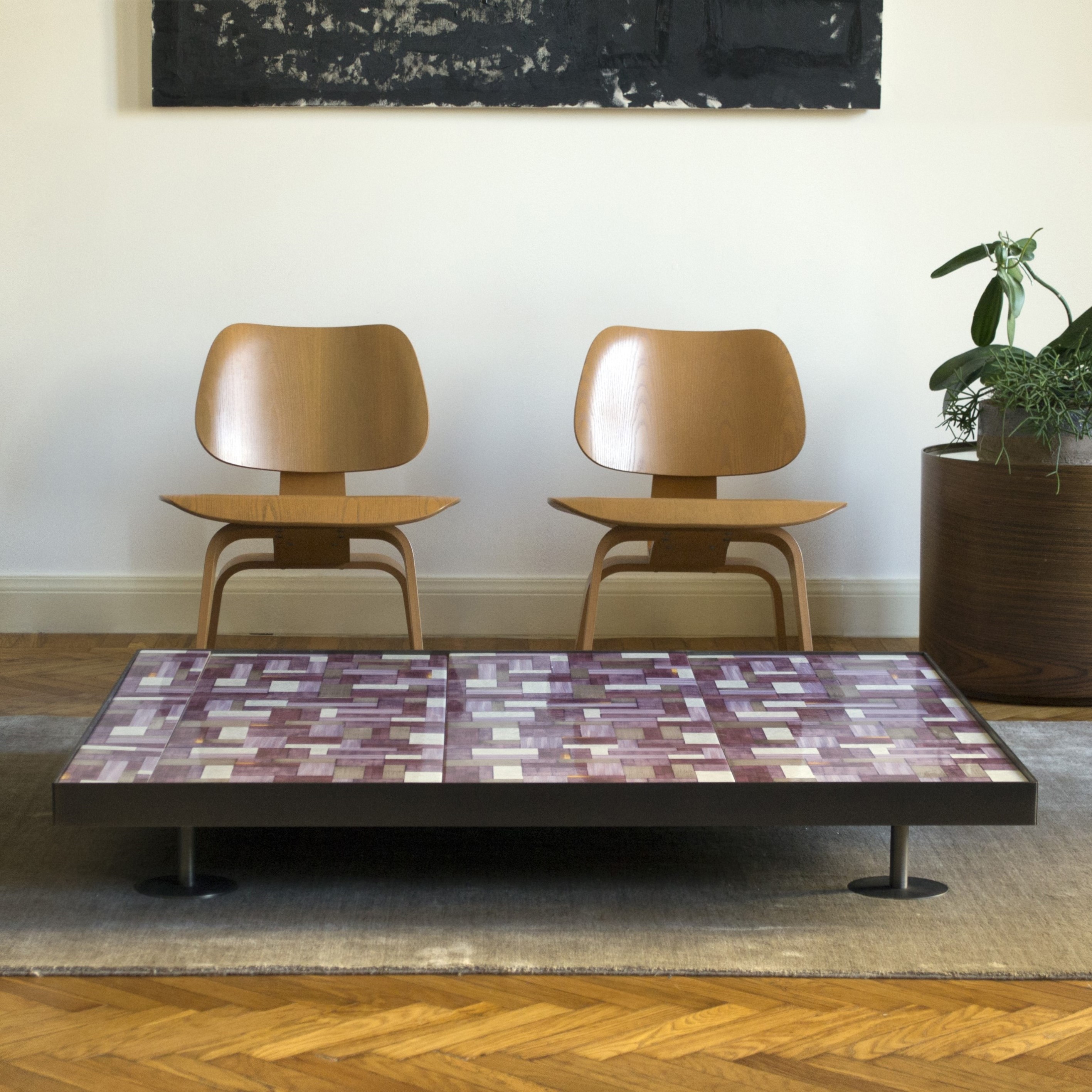 Sofia ceramic coffee table | wallpaper prugna