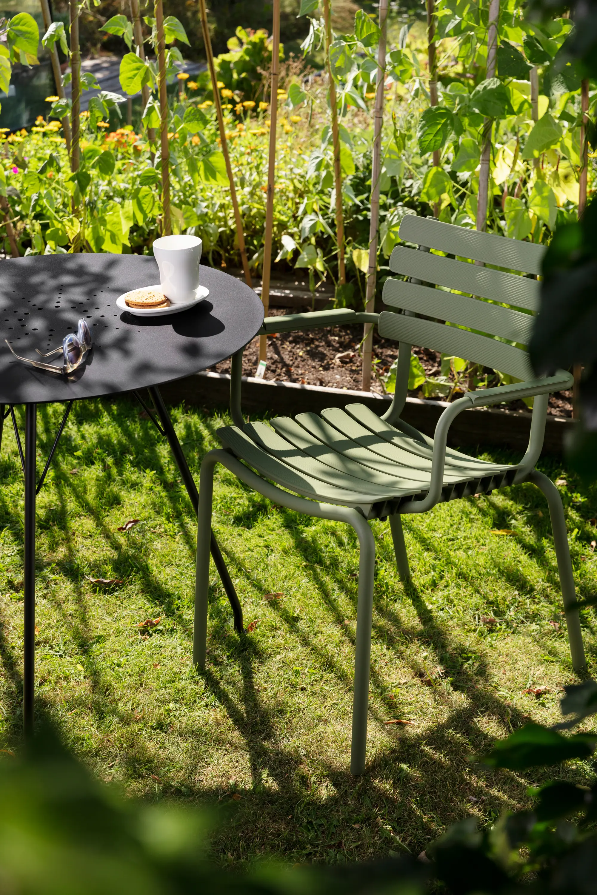 HOUE - ReCLIPS | Rocking Chair