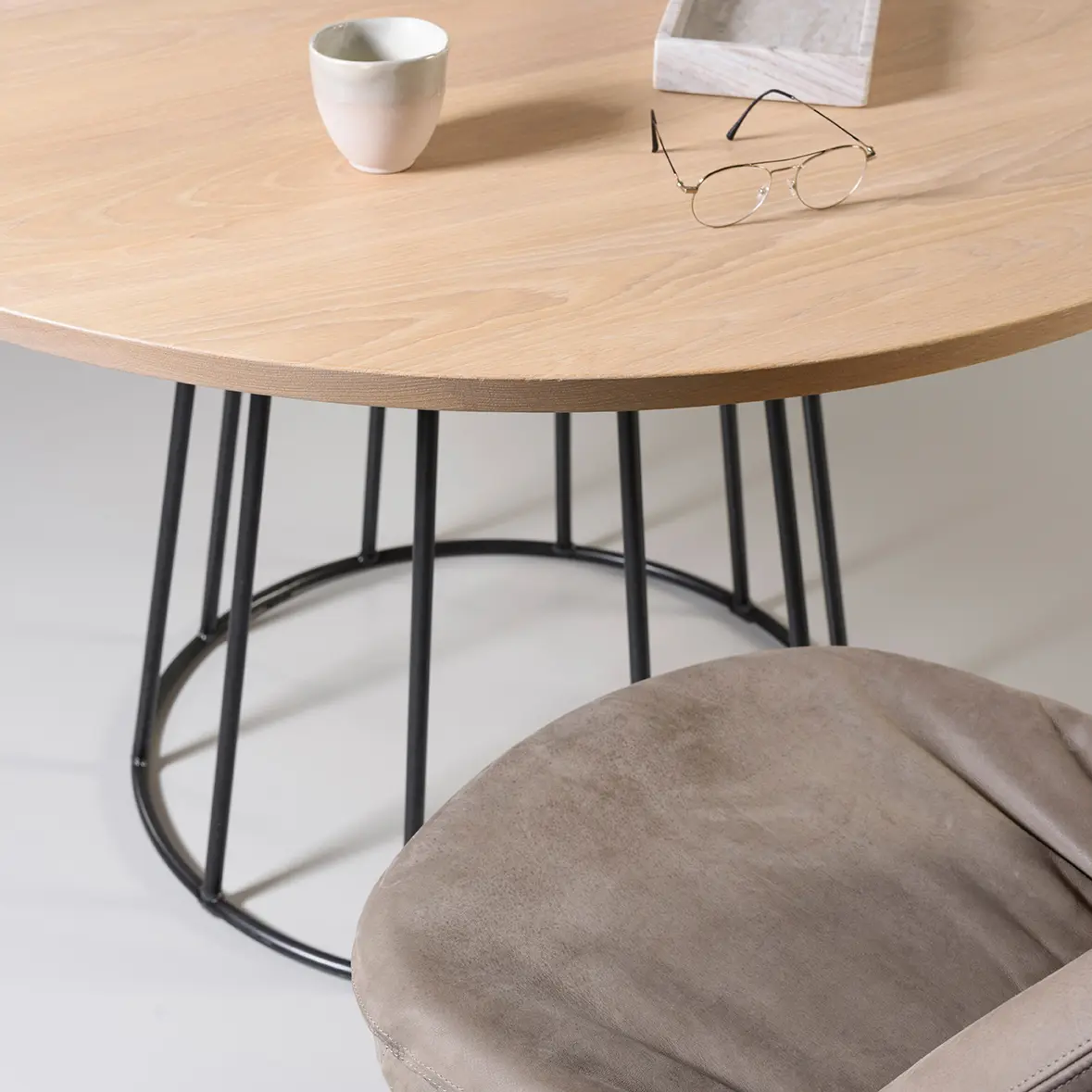 Jess - Bliss table