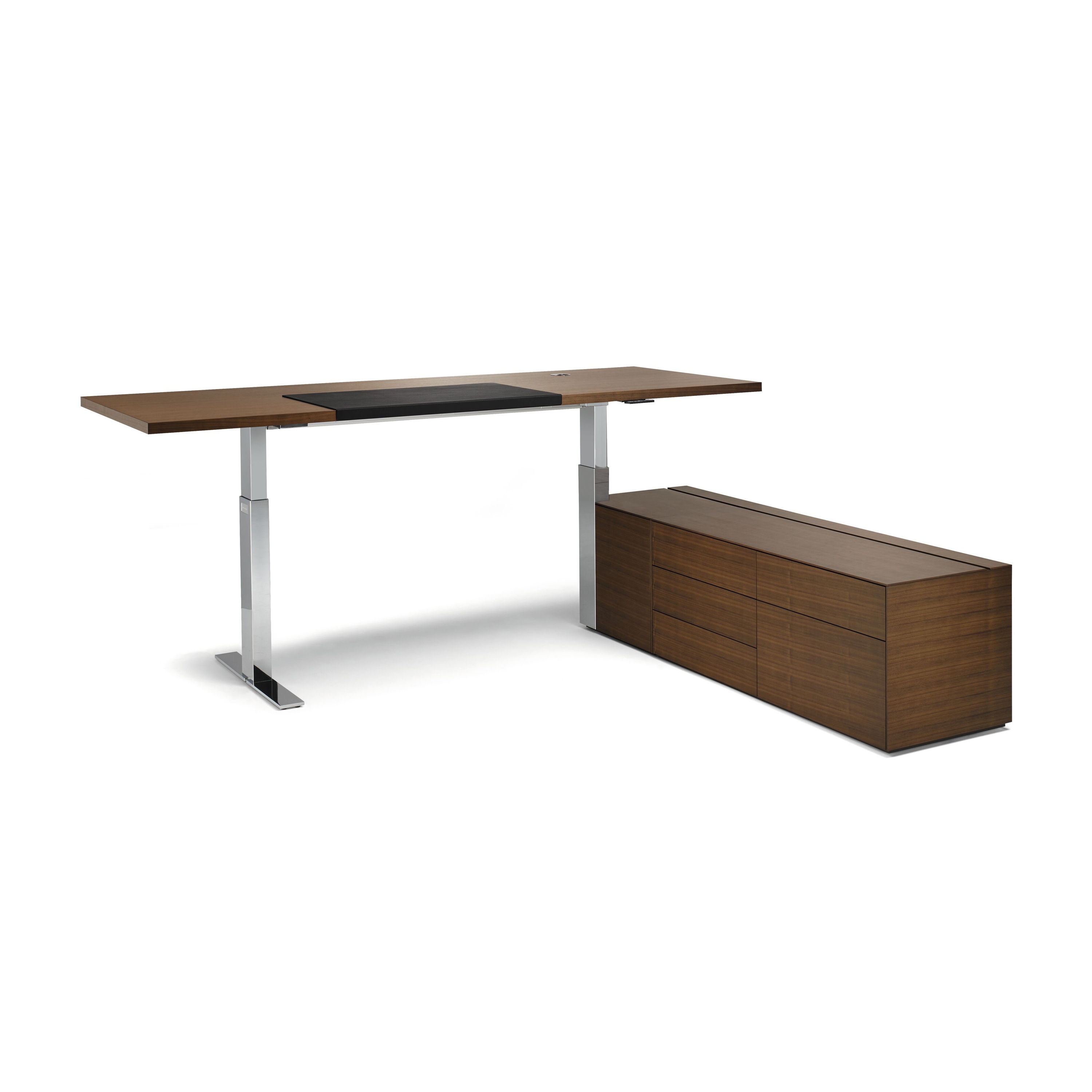 Mostra il prodotto Exec-V Desk del produttore Walter K.