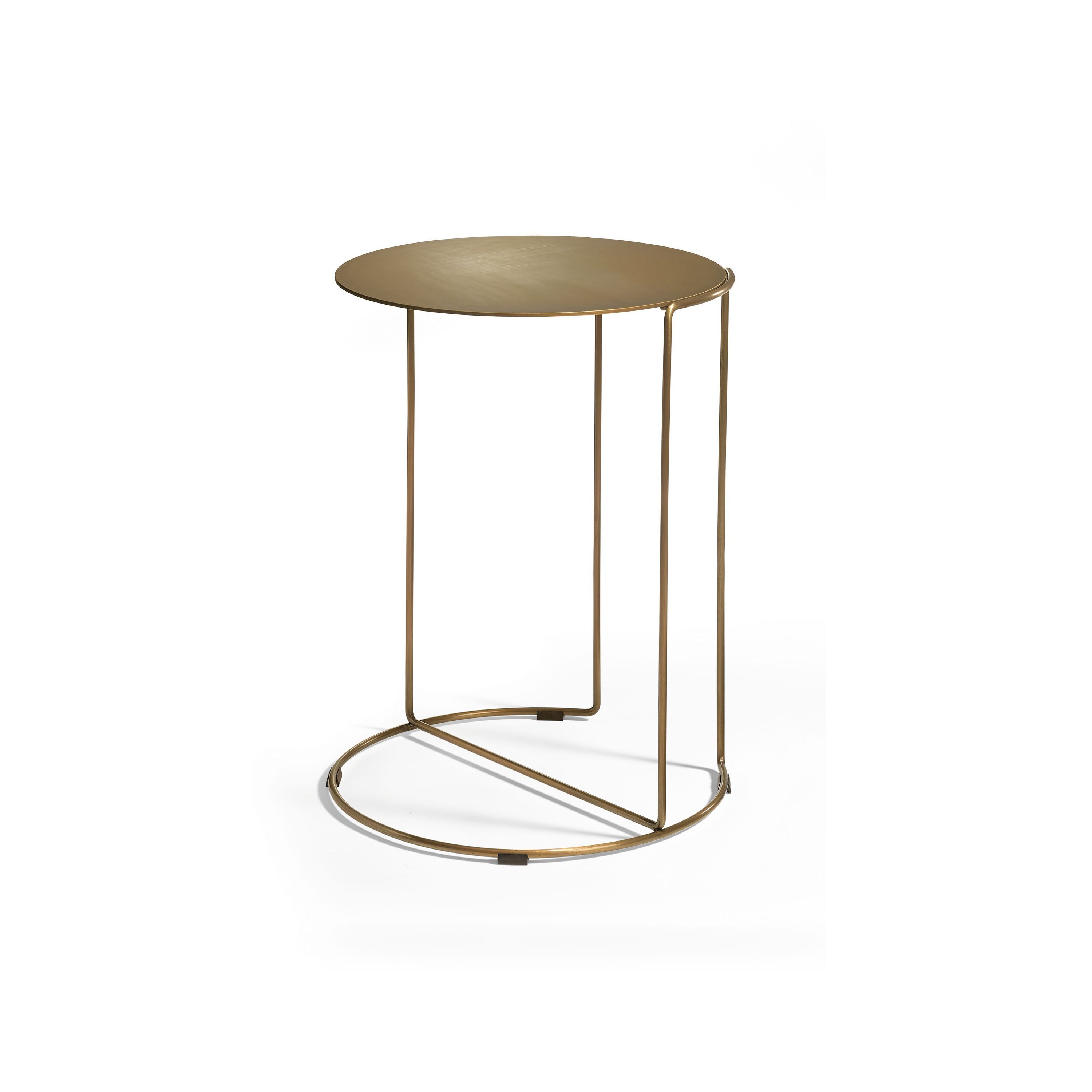 Mostra il prodotto Oki Side Table del produttore Walter K.