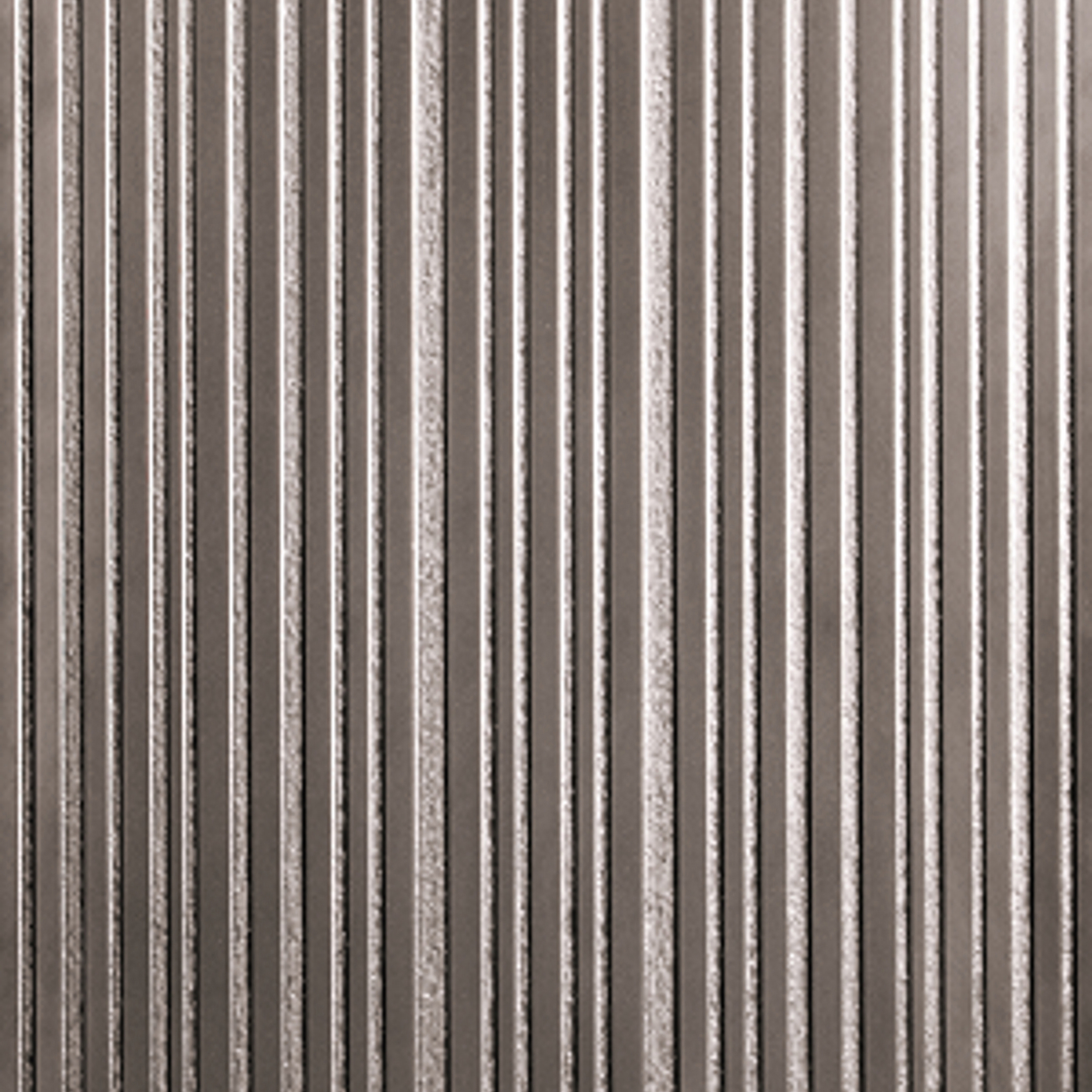 Lines silver