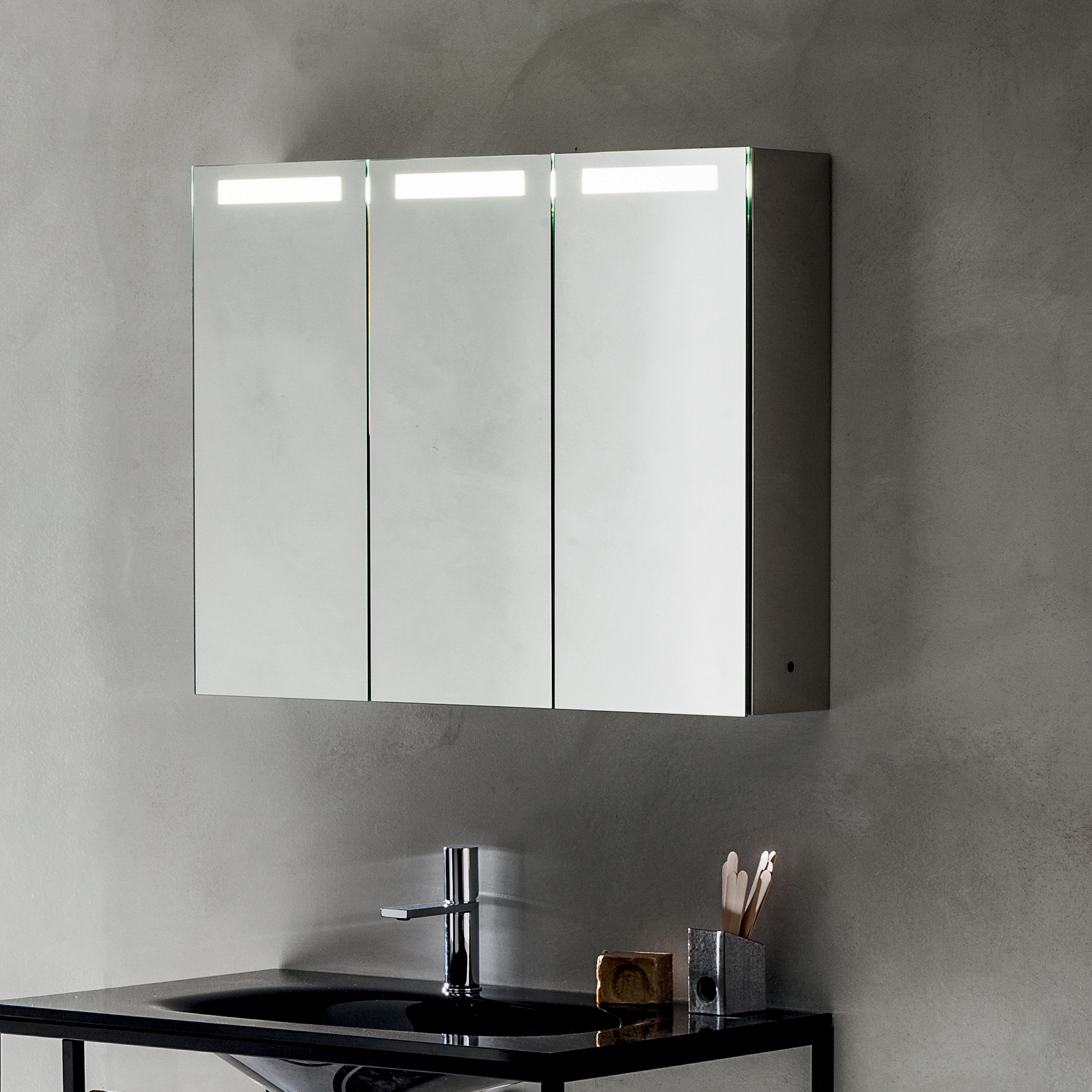 Mostrar el producto Frame AL553 del fabricante Artelinea