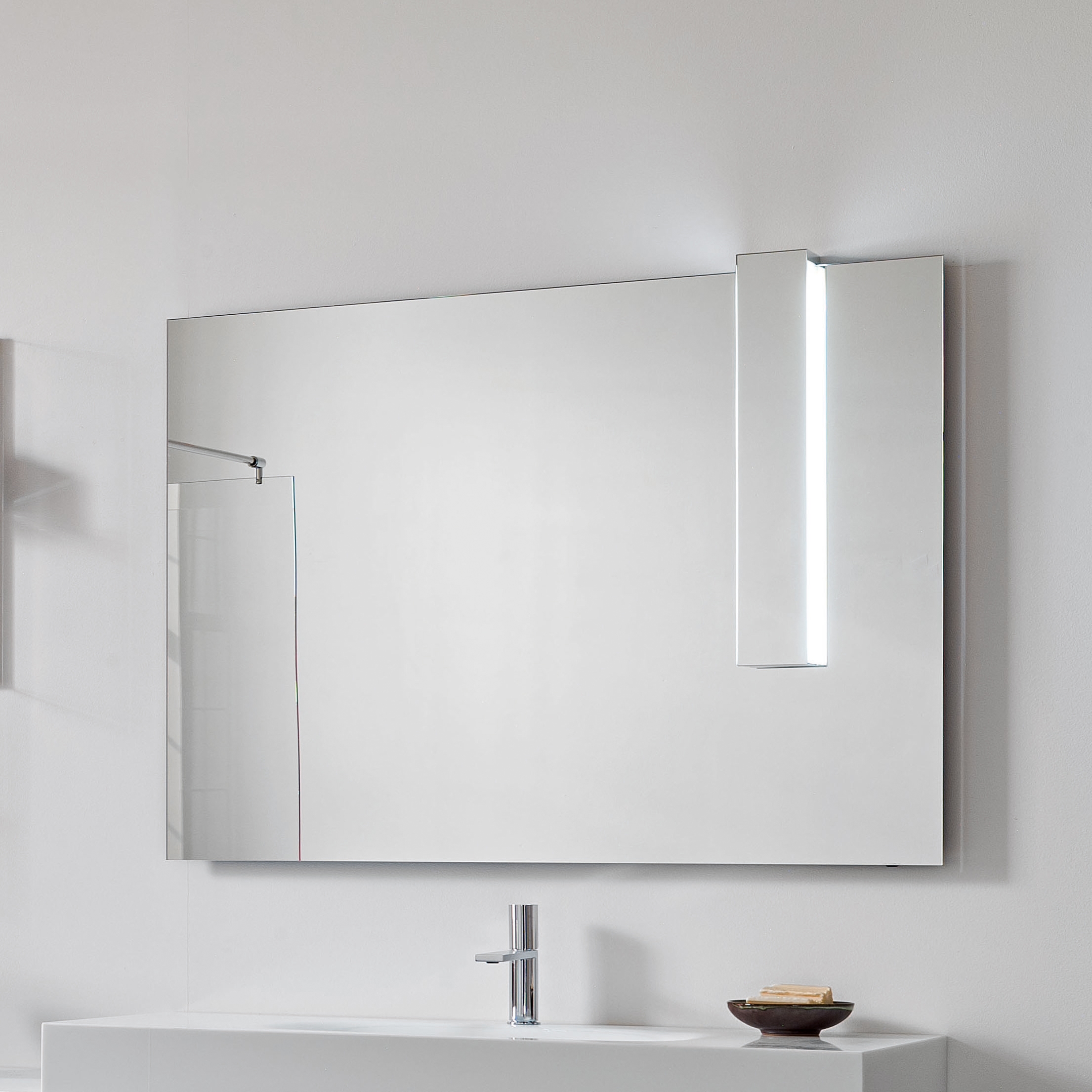 Mostrar el producto Monolite 2.0 AL506 del fabricante Artelinea