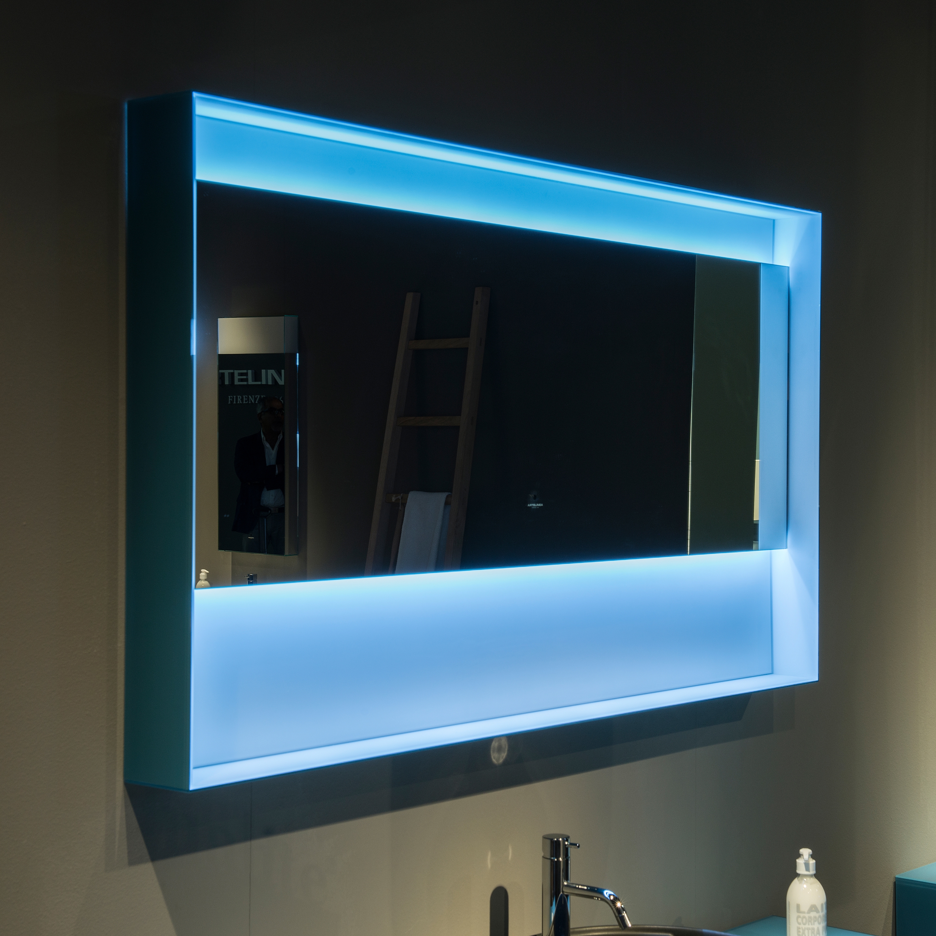Mostrar el producto Dama AL564 mirror del fabricante Artelinea