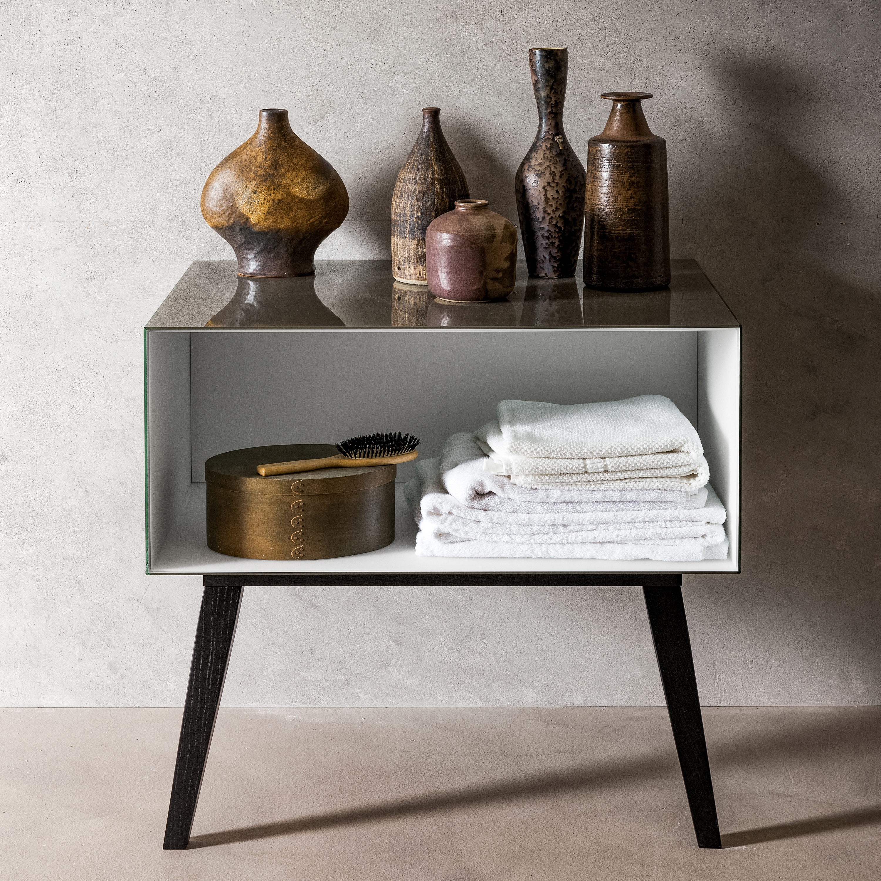 Mostrar el producto Dama AL569 accessories3 del fabricante Artelinea