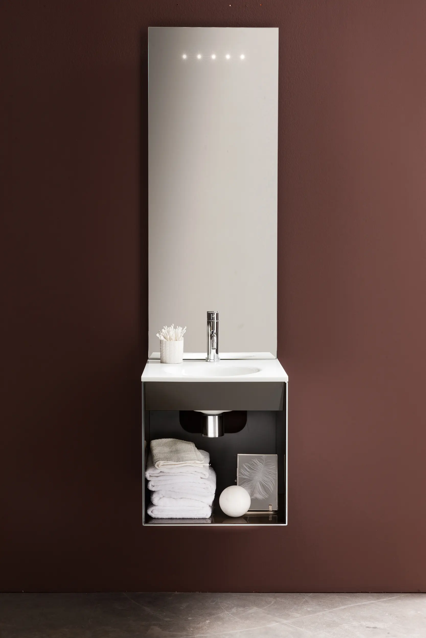 Artelinea - Dama AL573
