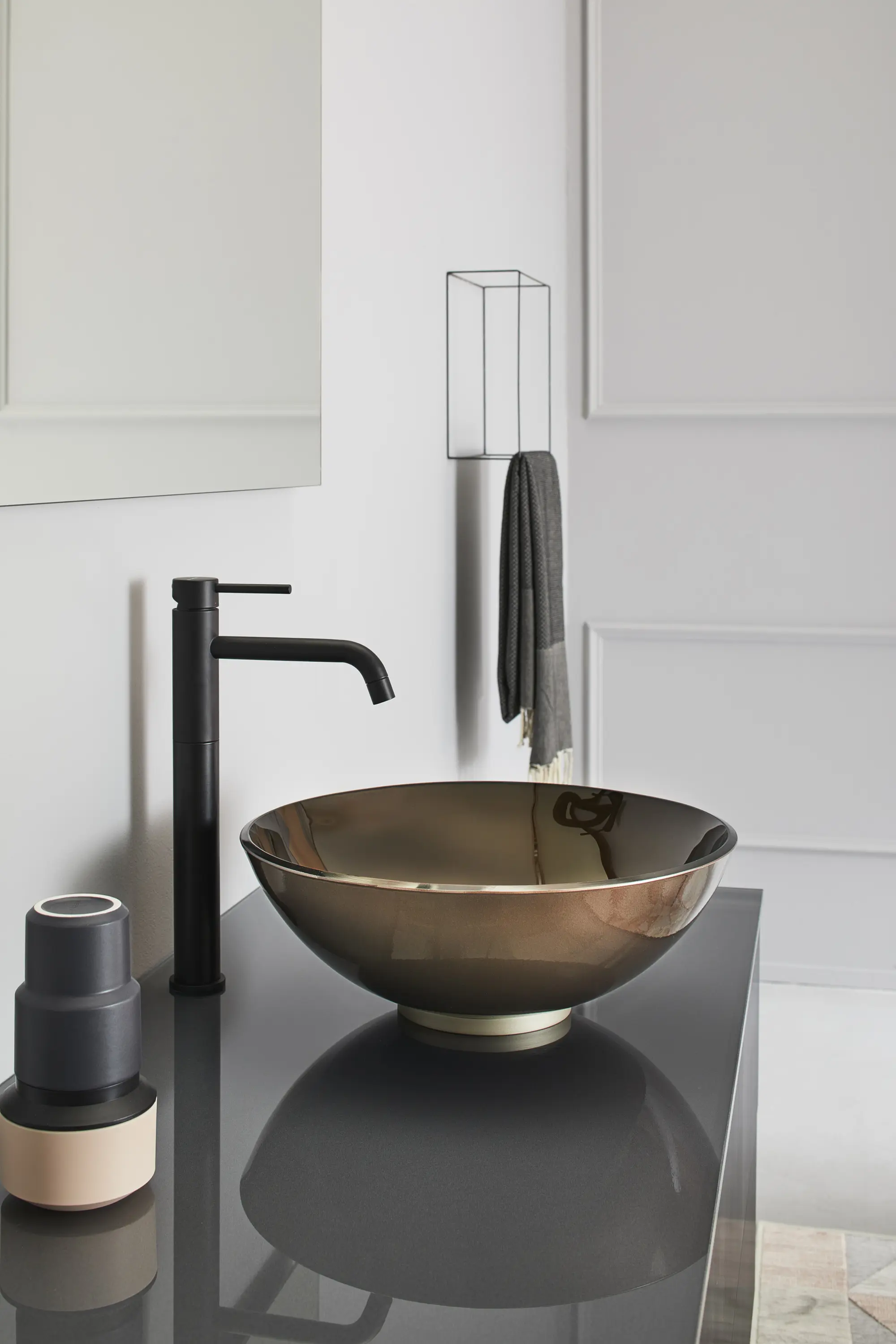 Artelinea - Basin AL623B
