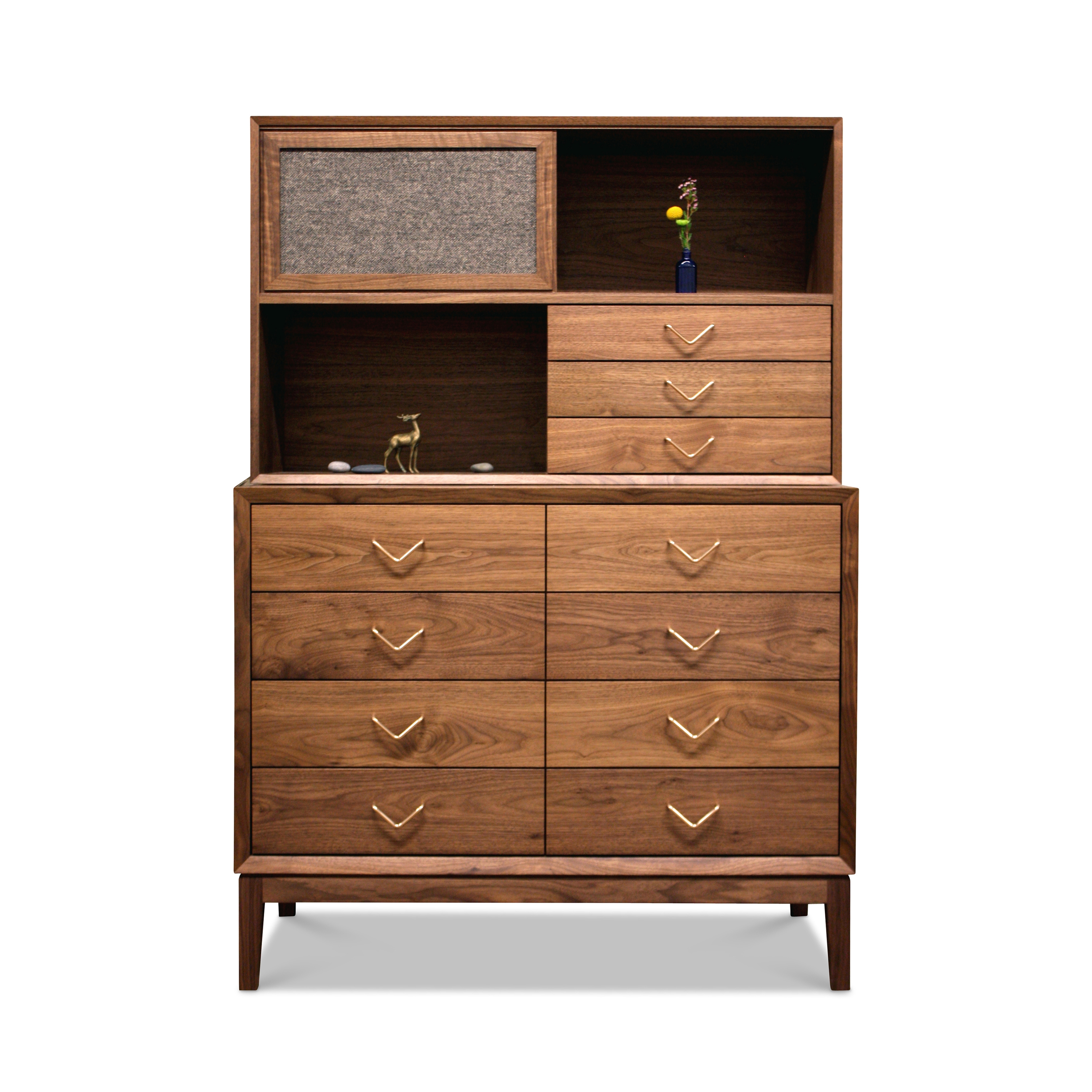 Display product Atlantic Dresser with Hutch from manufacturer VOLK