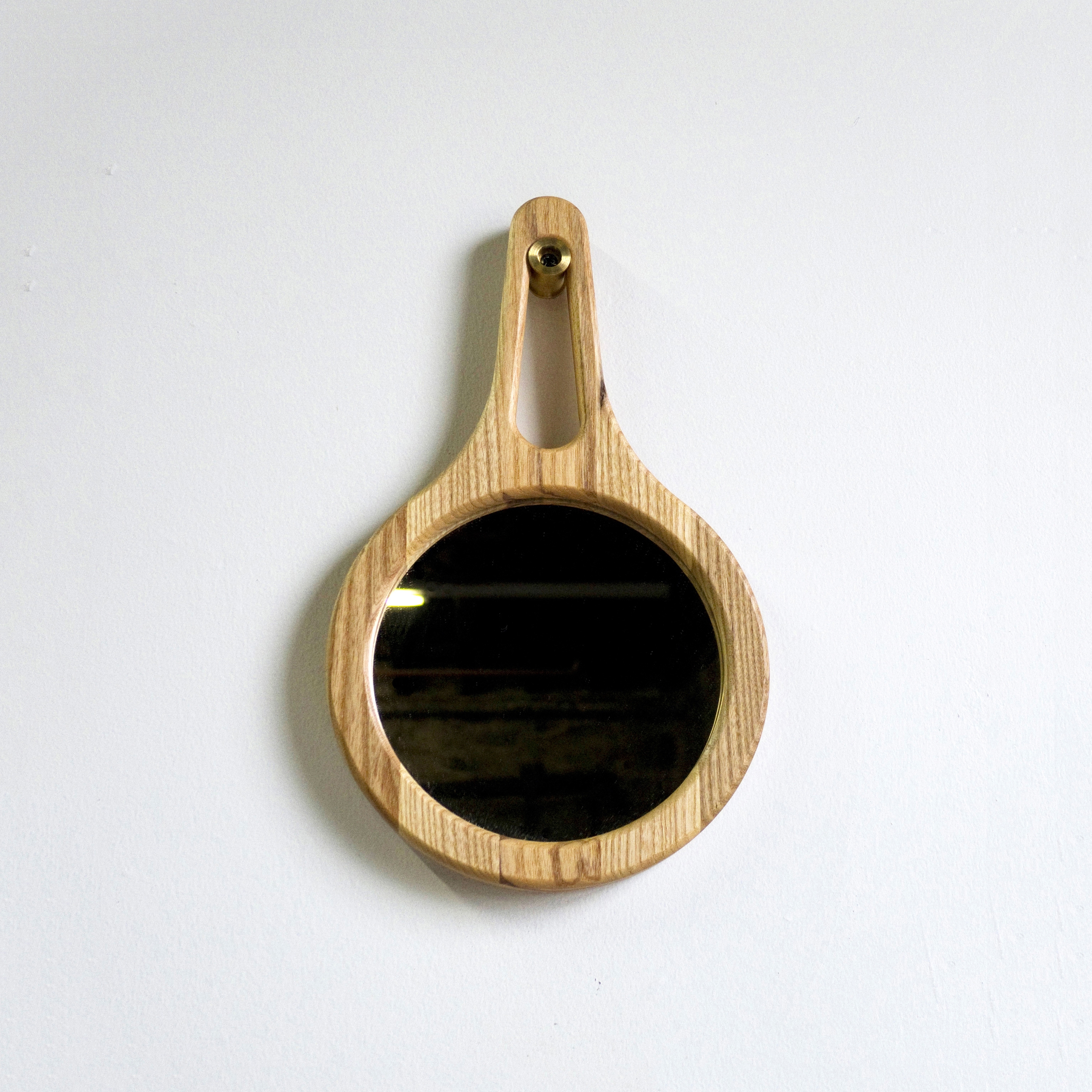 Mostra il prodotto Atlantic Mirror SM natural ash del produttore VOLK