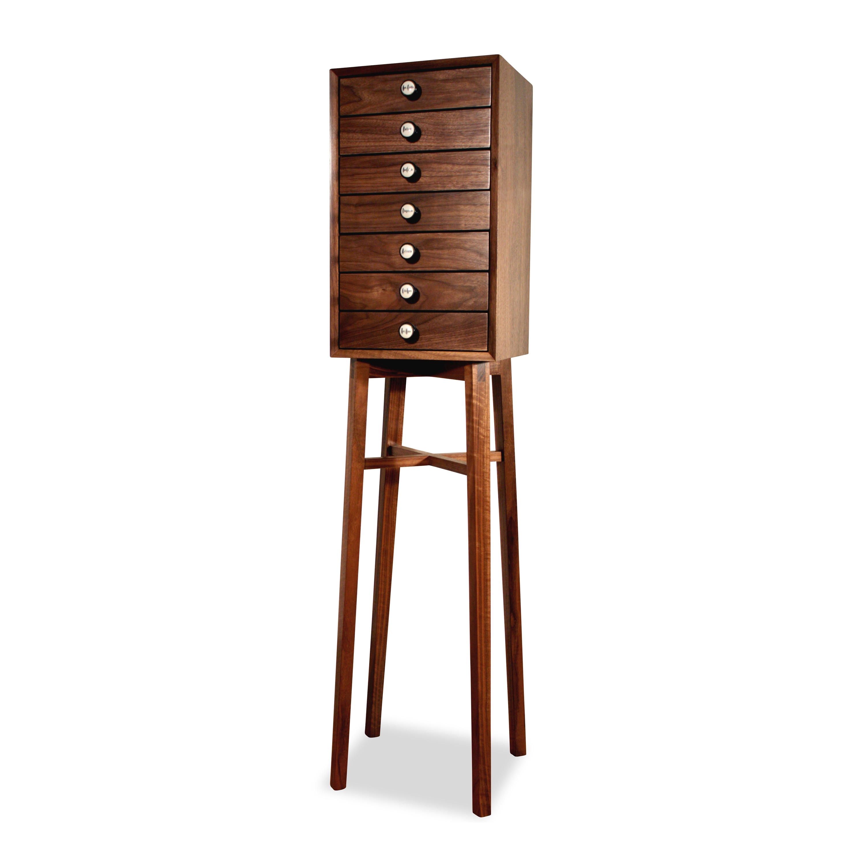 Produkt Atlantic Seven Drawer Chest des Herstellers VOLK anzeigen