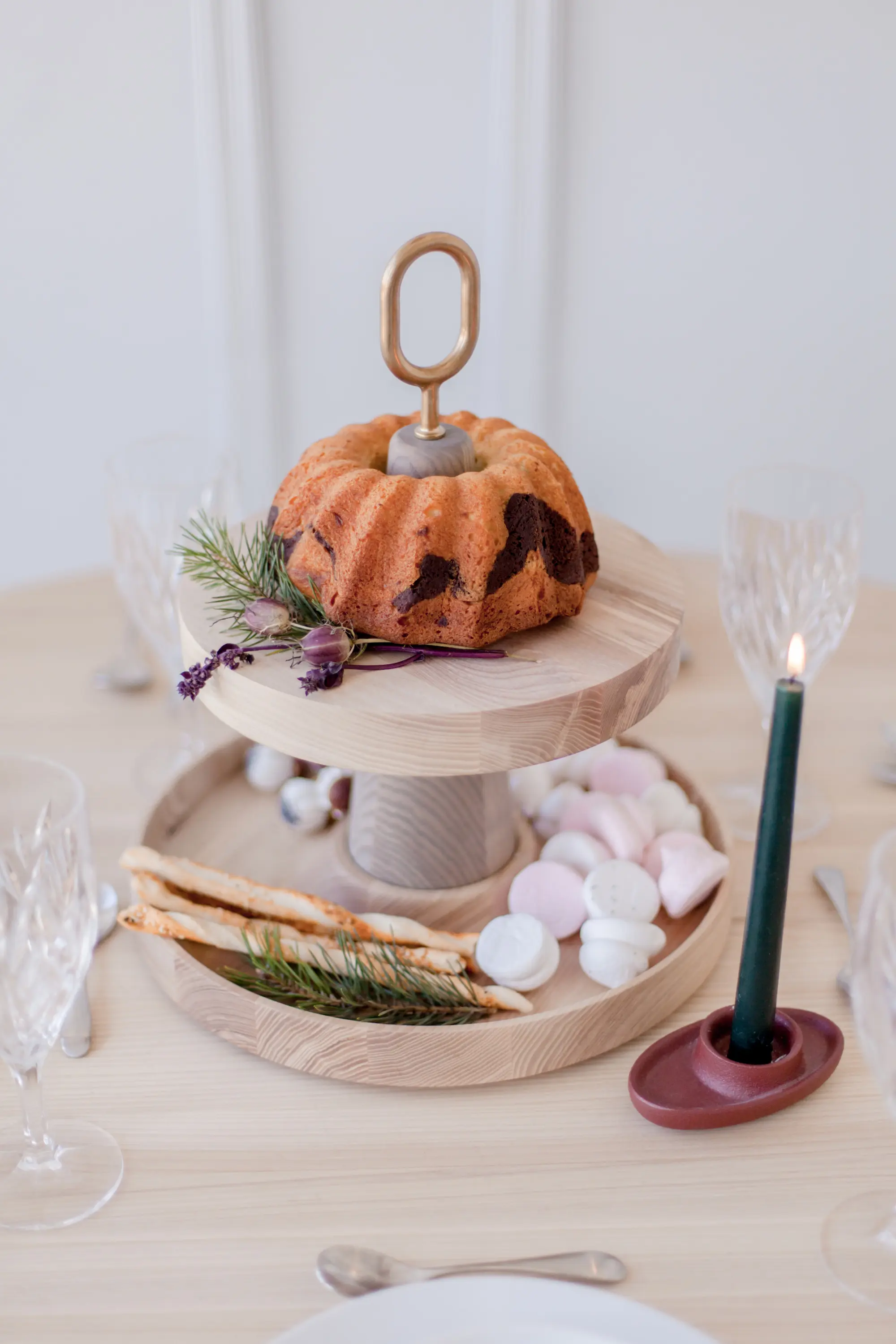 EMKO PLACE - Babel Serving Stand