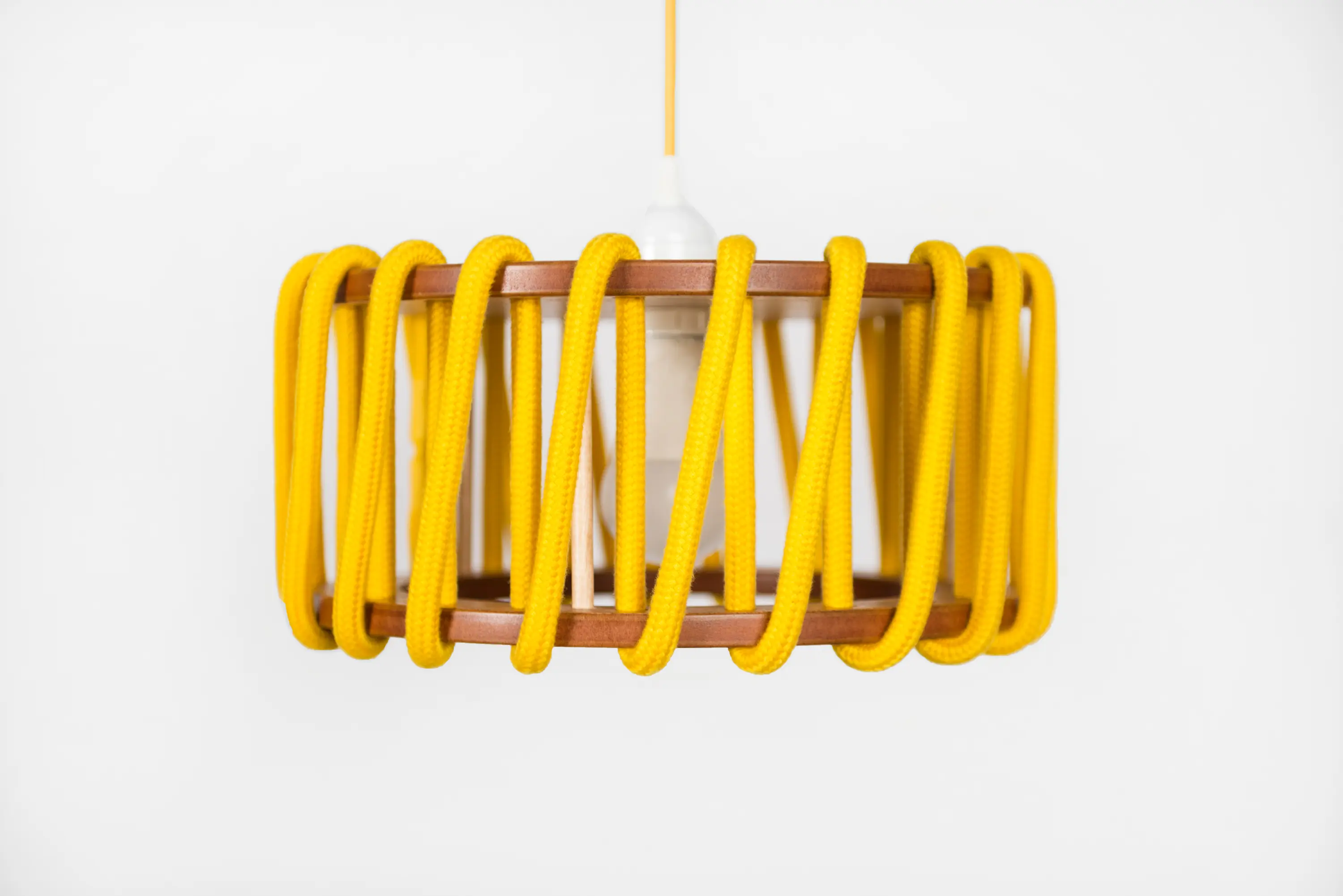 EMKO PLACE - Macaron Pendelleuchte, gelb