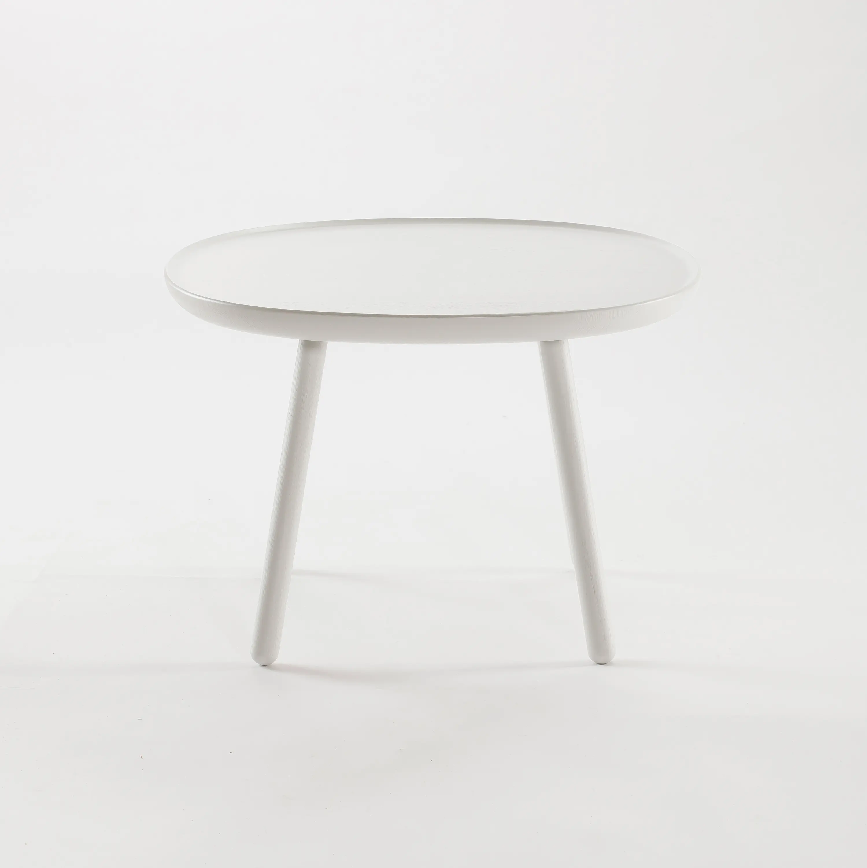 EMKO PLACE - Naïve Side Table, white
