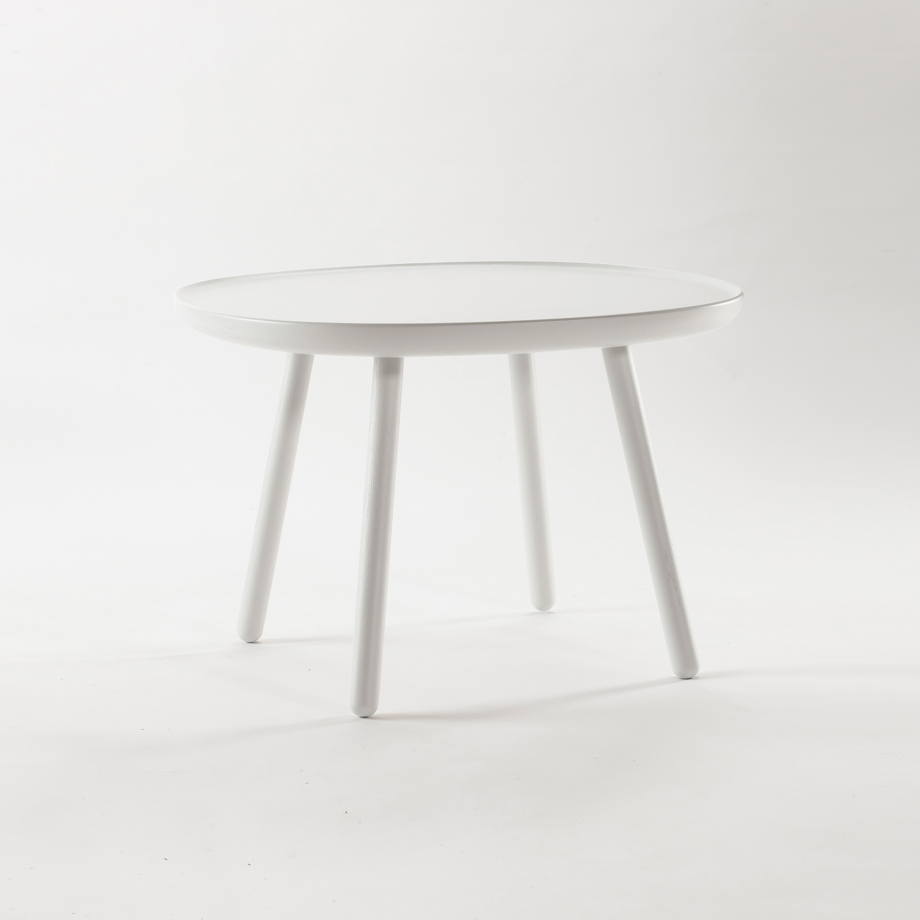 Mostra il prodotto Naïve Side Table, white del produttore EMKO PLACE