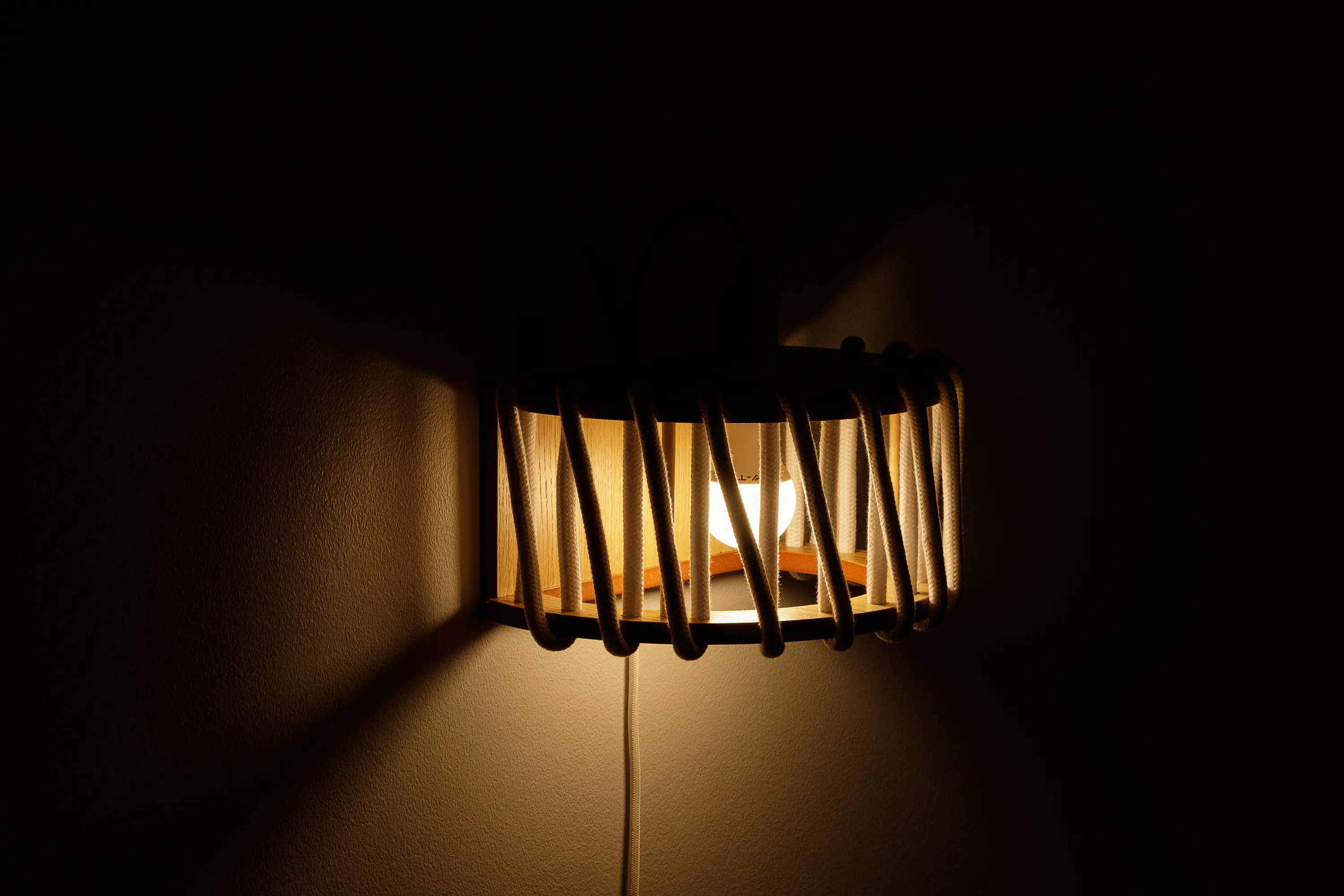 EMKO PLACE - Macaron Wall Lamp, white