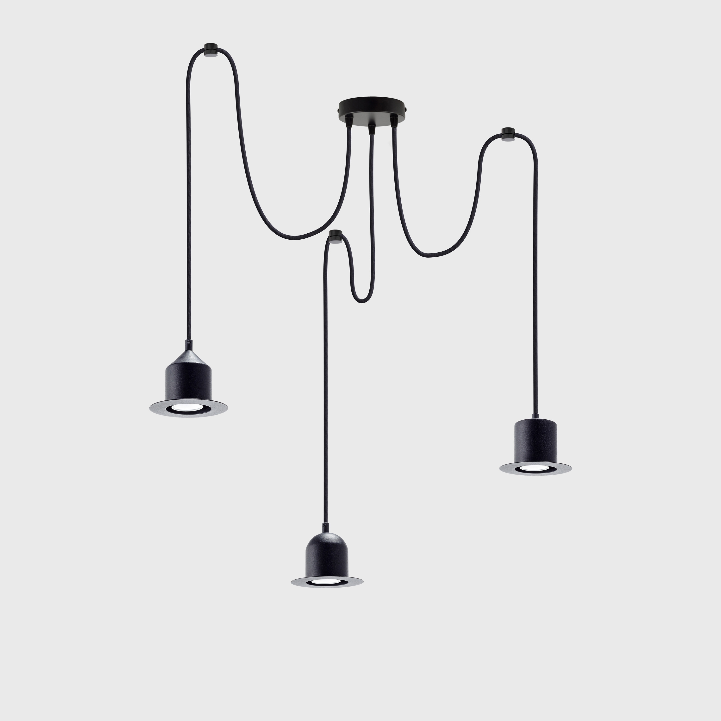 Mostra il prodotto Hat Pendant Lamp Multiple 3 del produttore EMKO PLACE