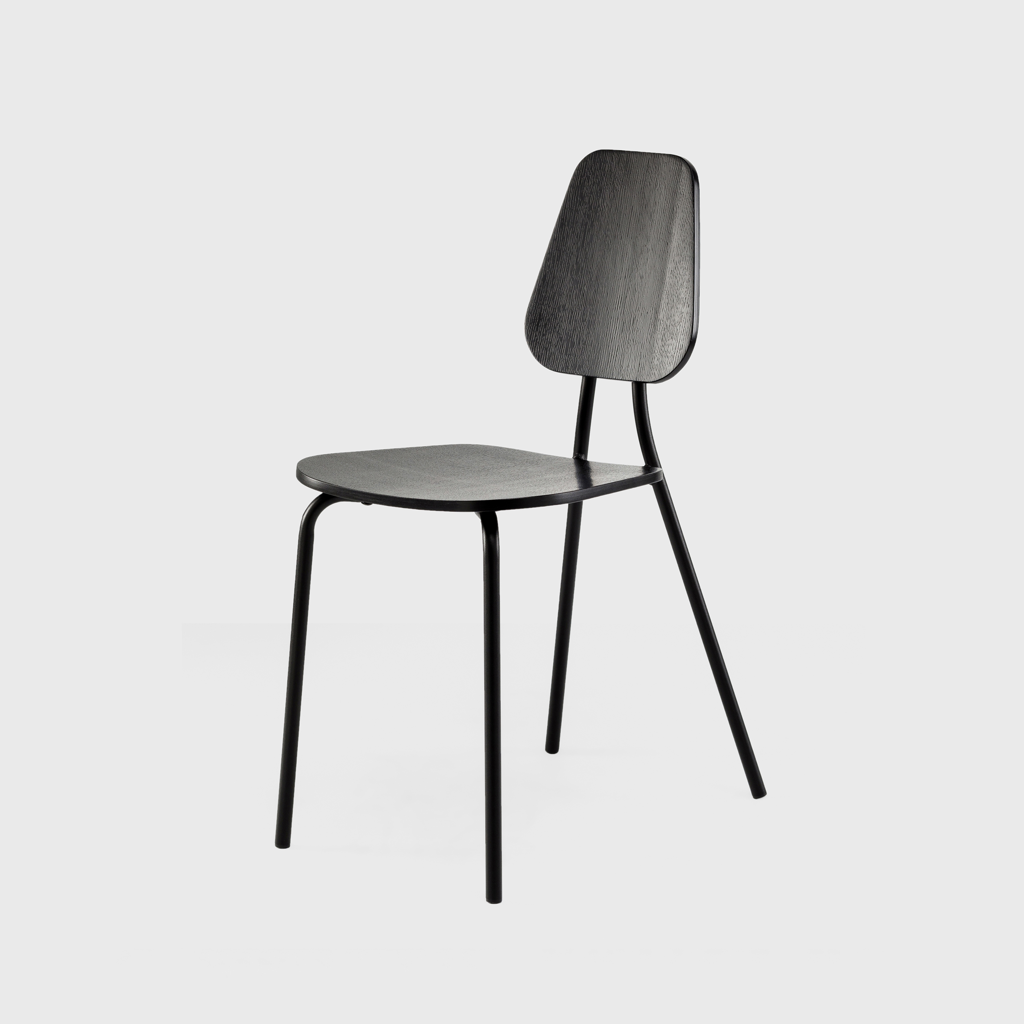 Mostra il prodotto Hoya Chair, black paint del produttore EMKO PLACE