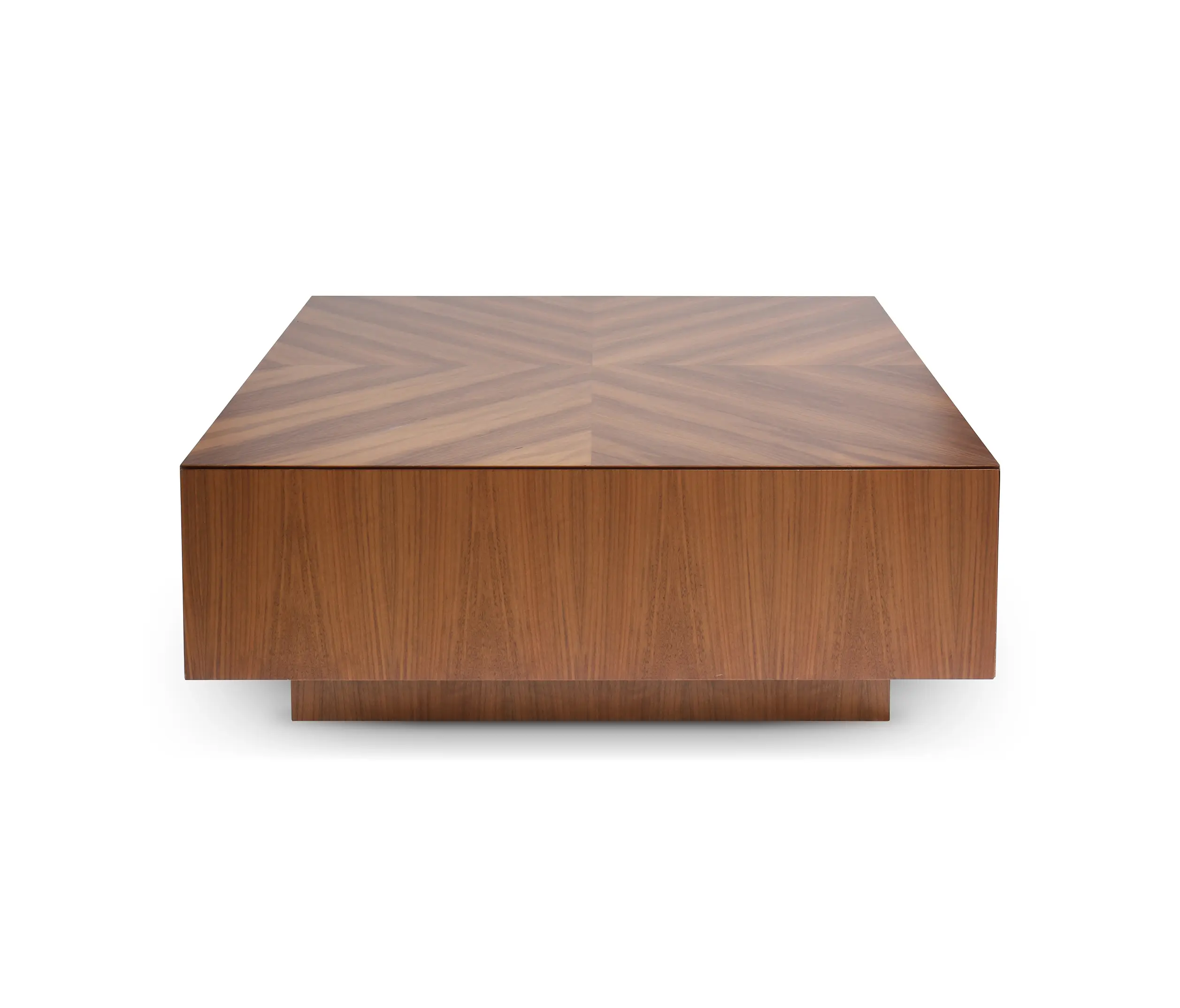 MOYA - Kvadrat