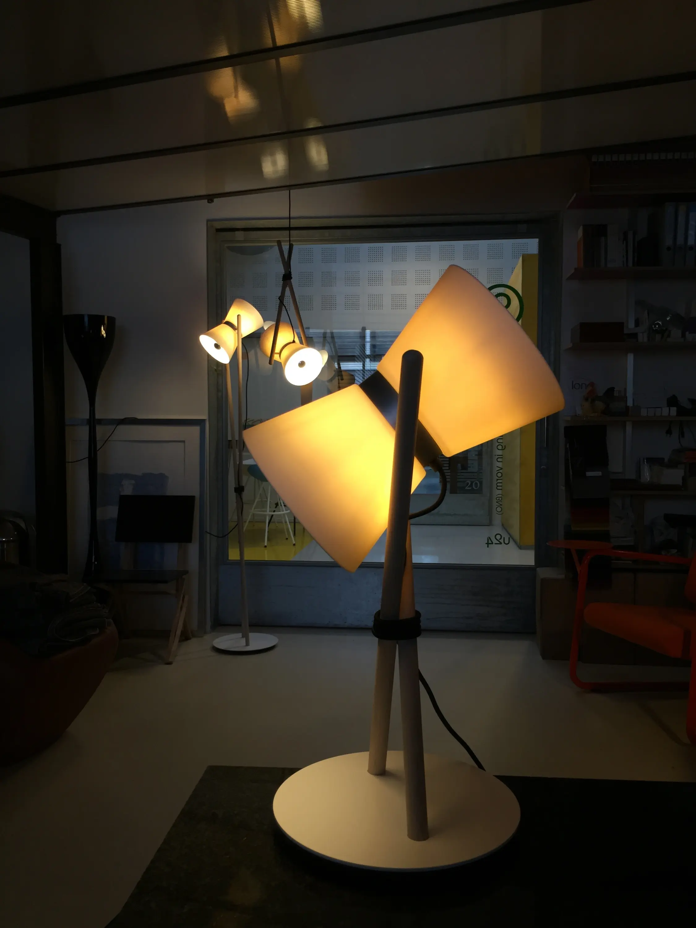 Lonc - Diabolo table, lamp