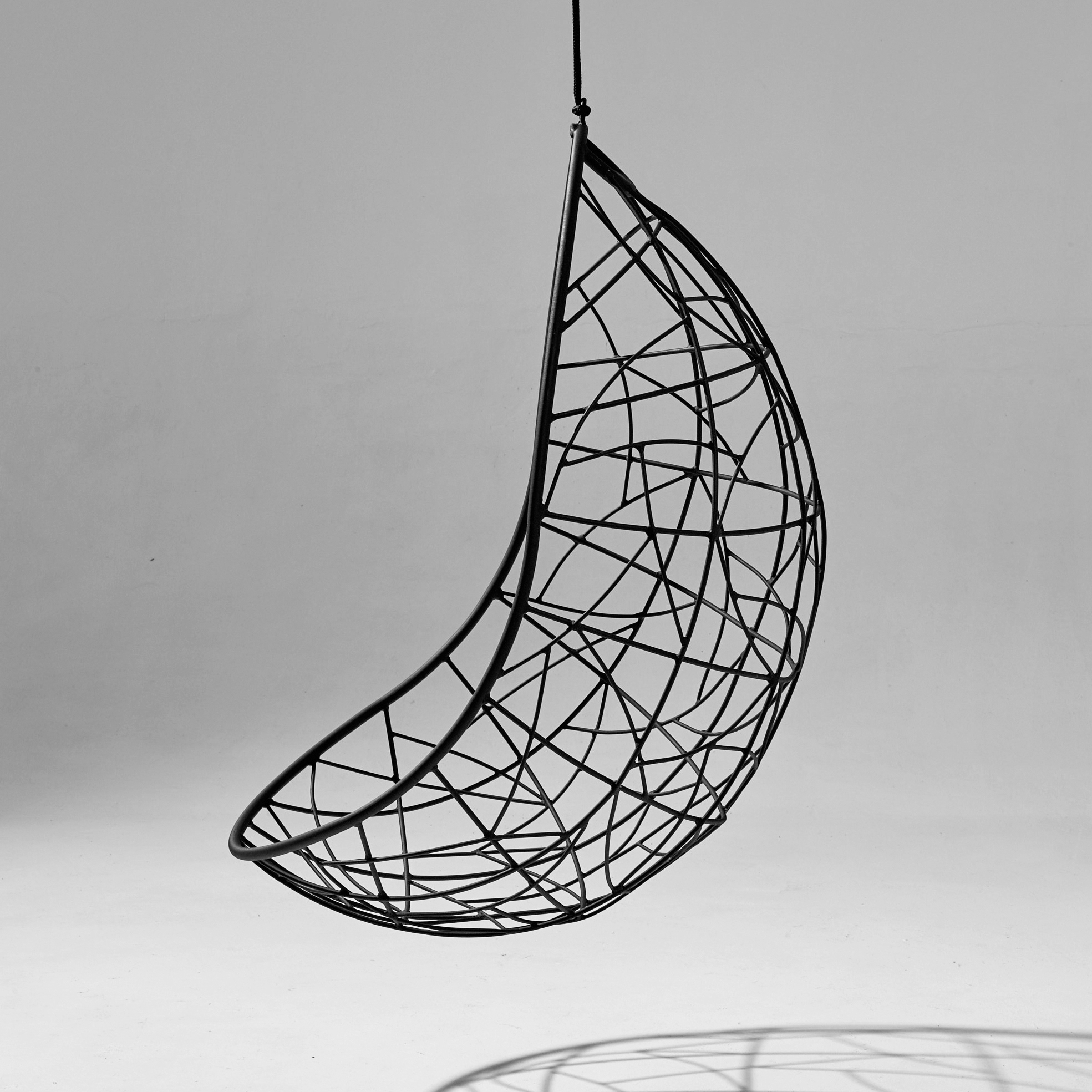 Afficher le produit Nest Egg Hanging Chair Swing Seat - Twig Pattern du fabricant Studio Stirling