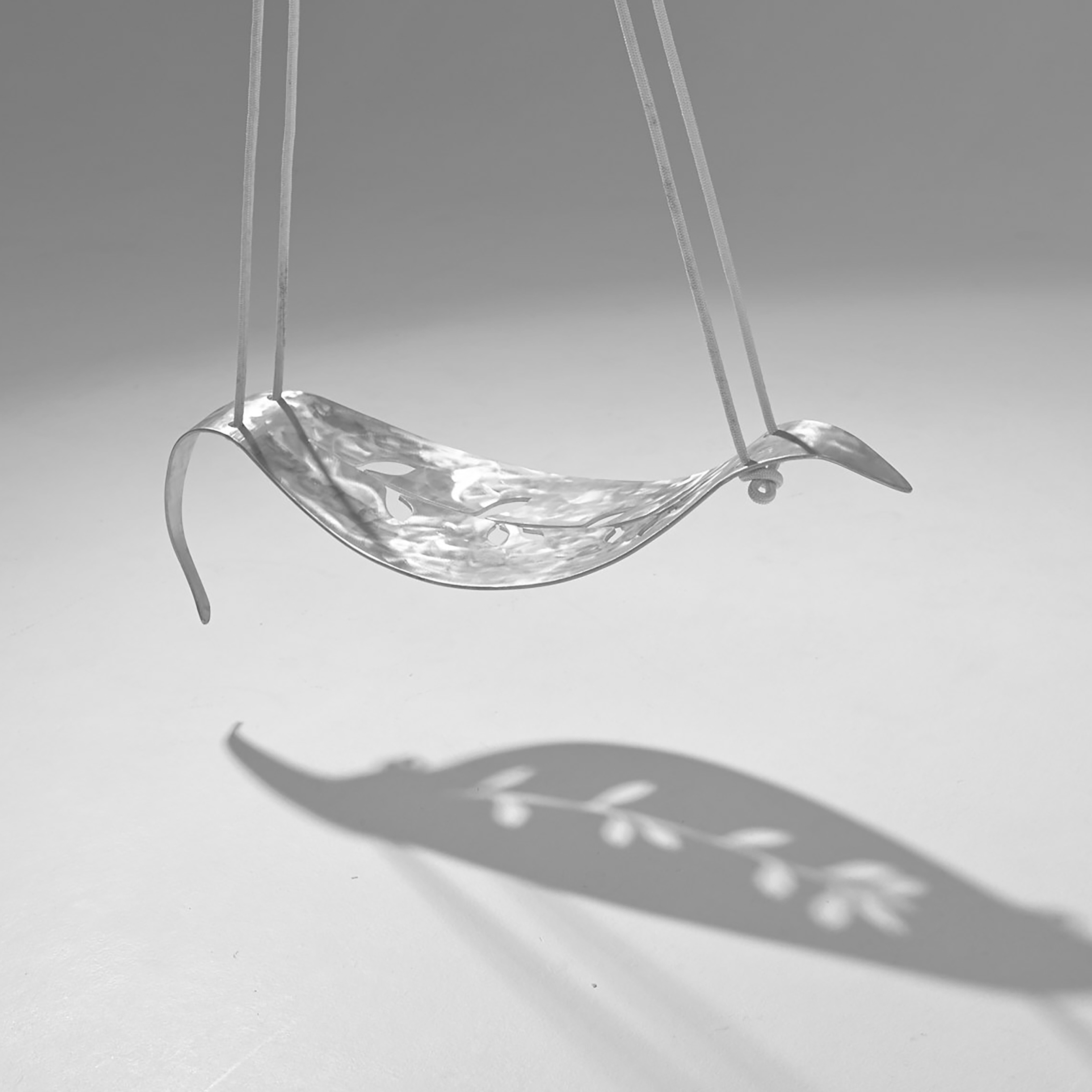 Display product Swing Leaf from manufacturer Studio Stirling
