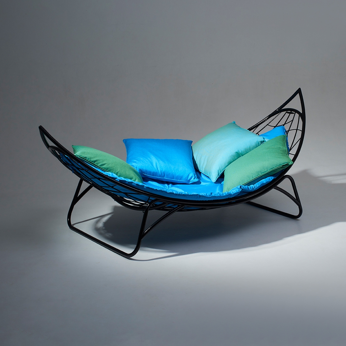 Display product Melon Hammock Lounger Chair on Base stand from manufacturer Studio Stirling