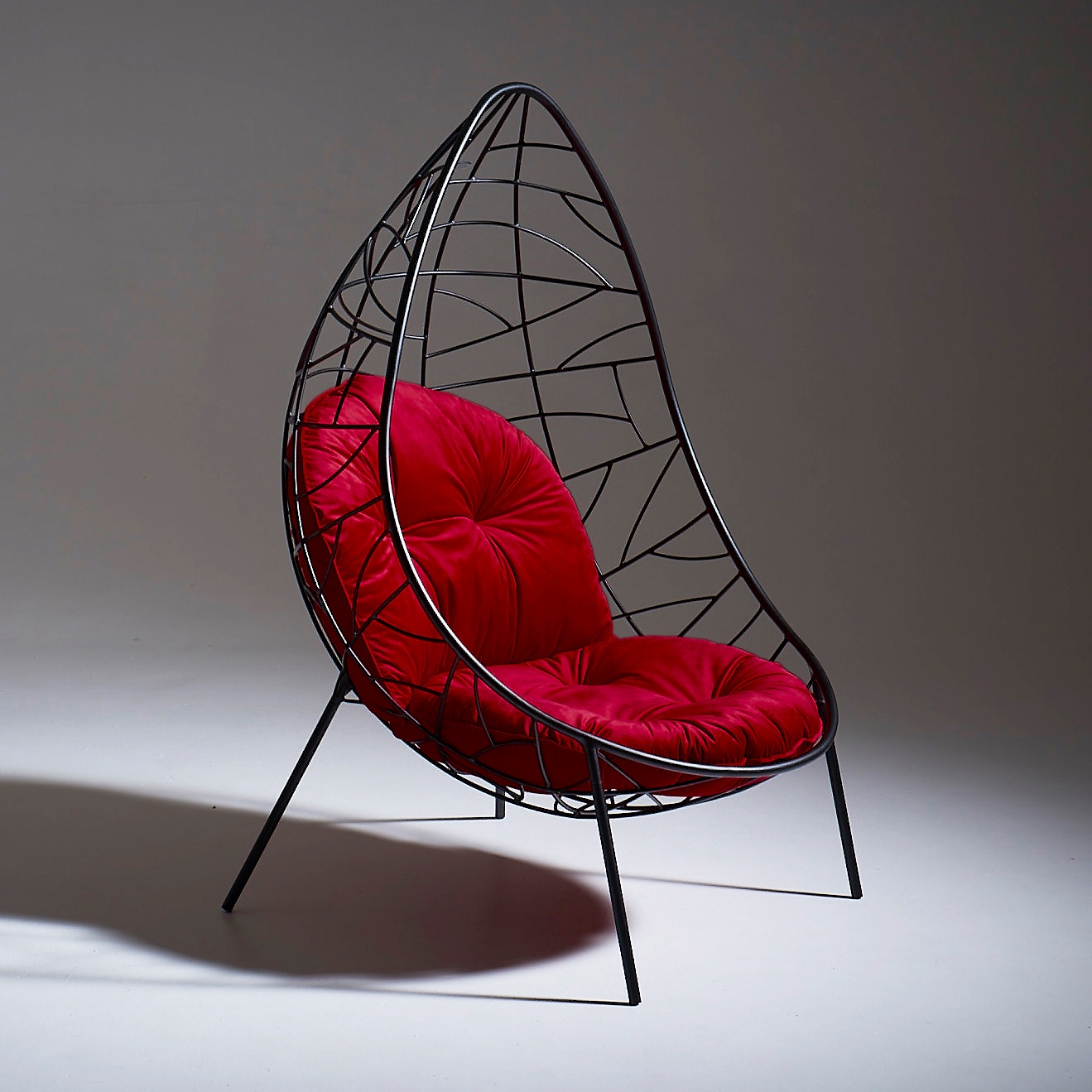 Display product Nest Egg On Legs (Nest L'Eggs) - Twig Pattern from manufacturer Studio Stirling